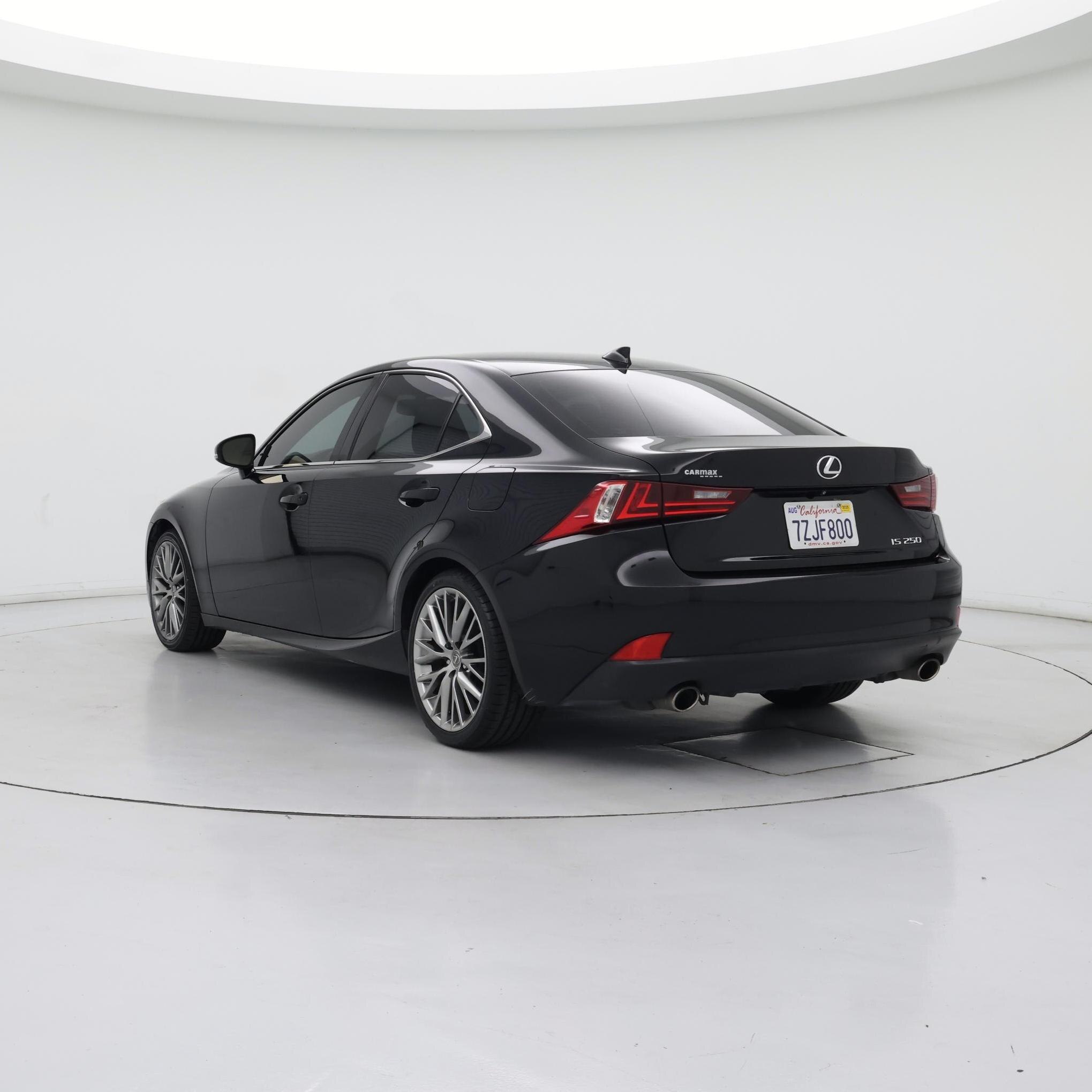 Thumbnail: 2015 Lexus IS - 2