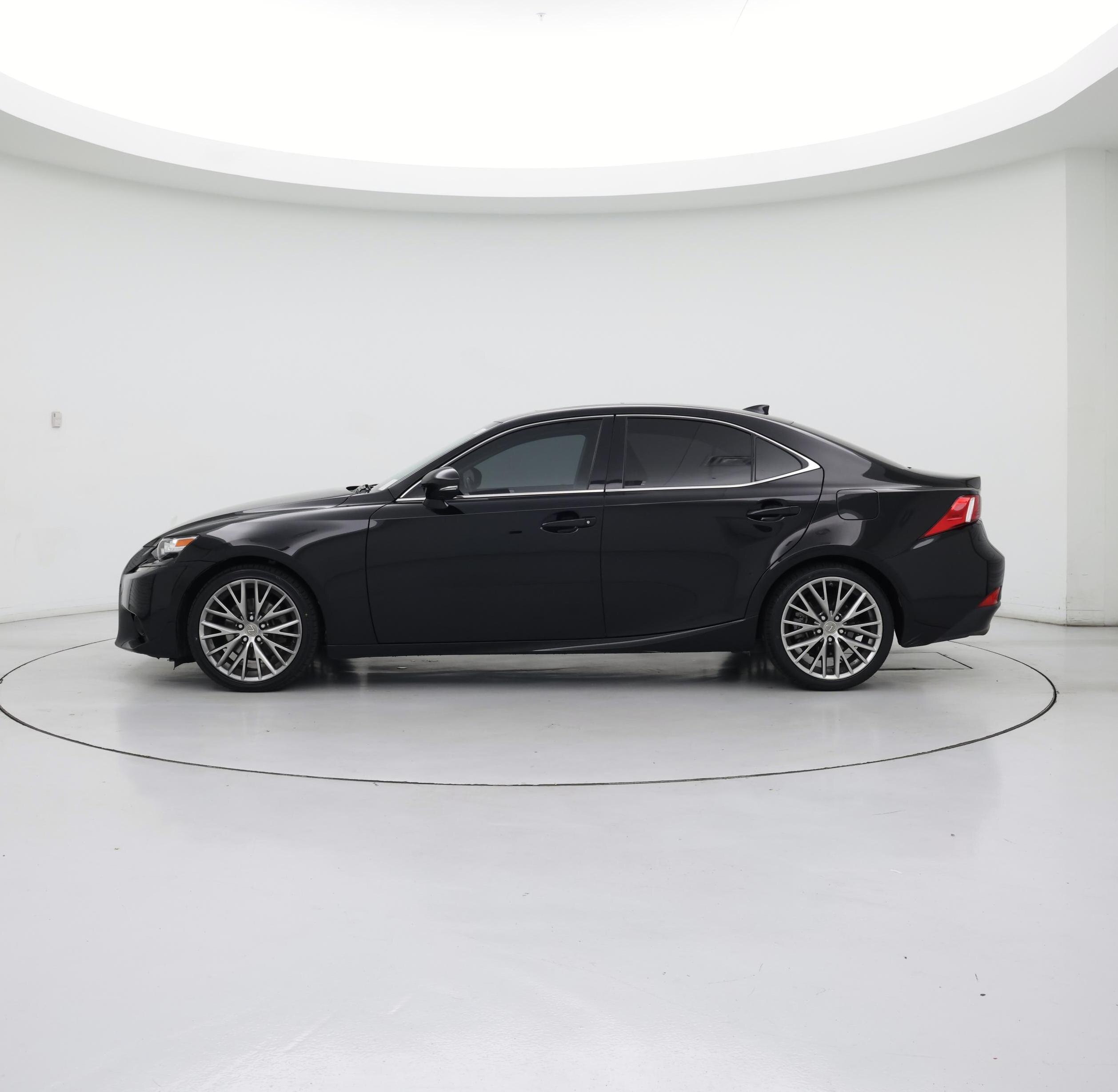 Thumbnail: 2015 Lexus IS - 3