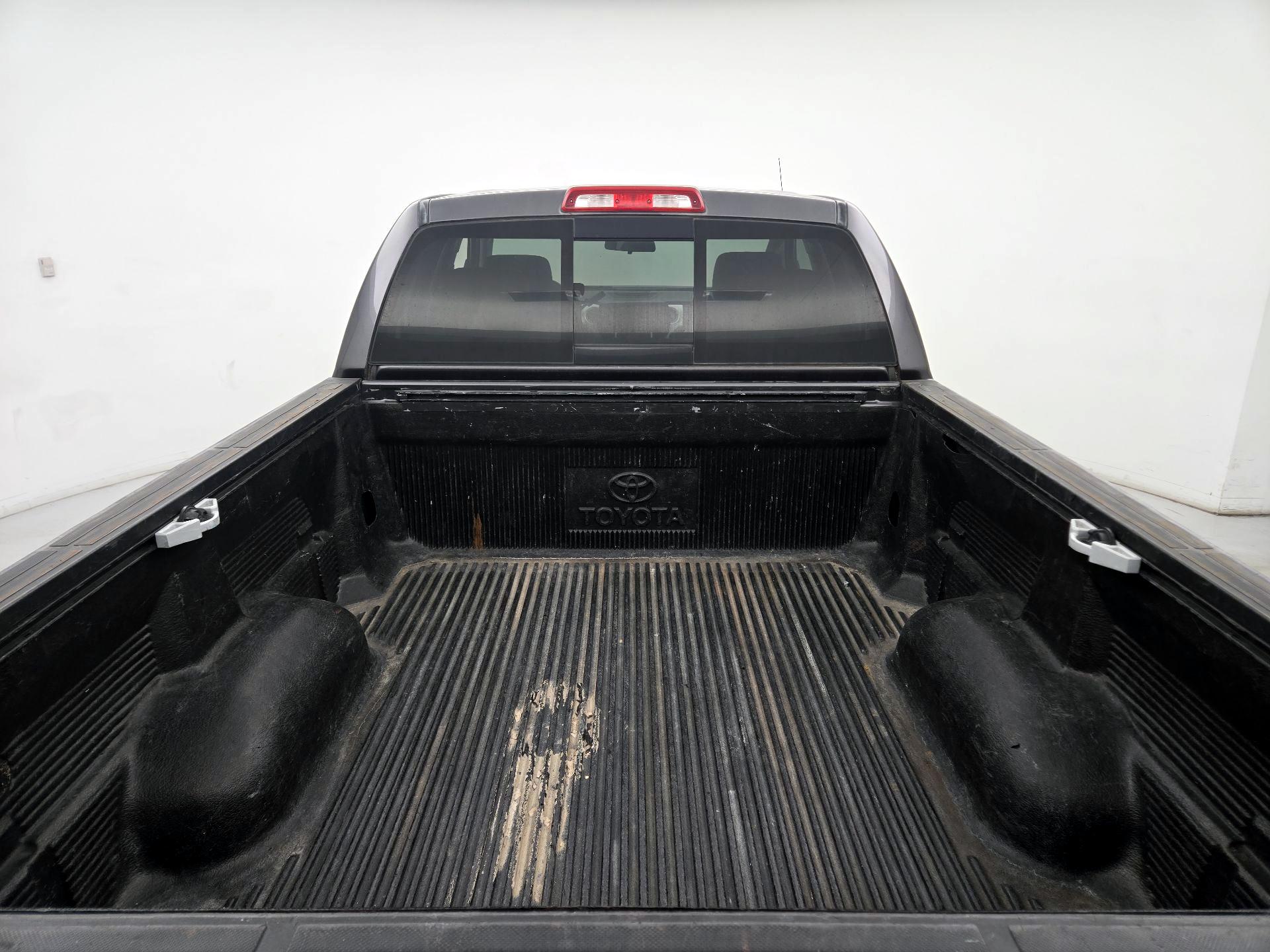 Thumbnail: 2015 Toyota Tundra - 20