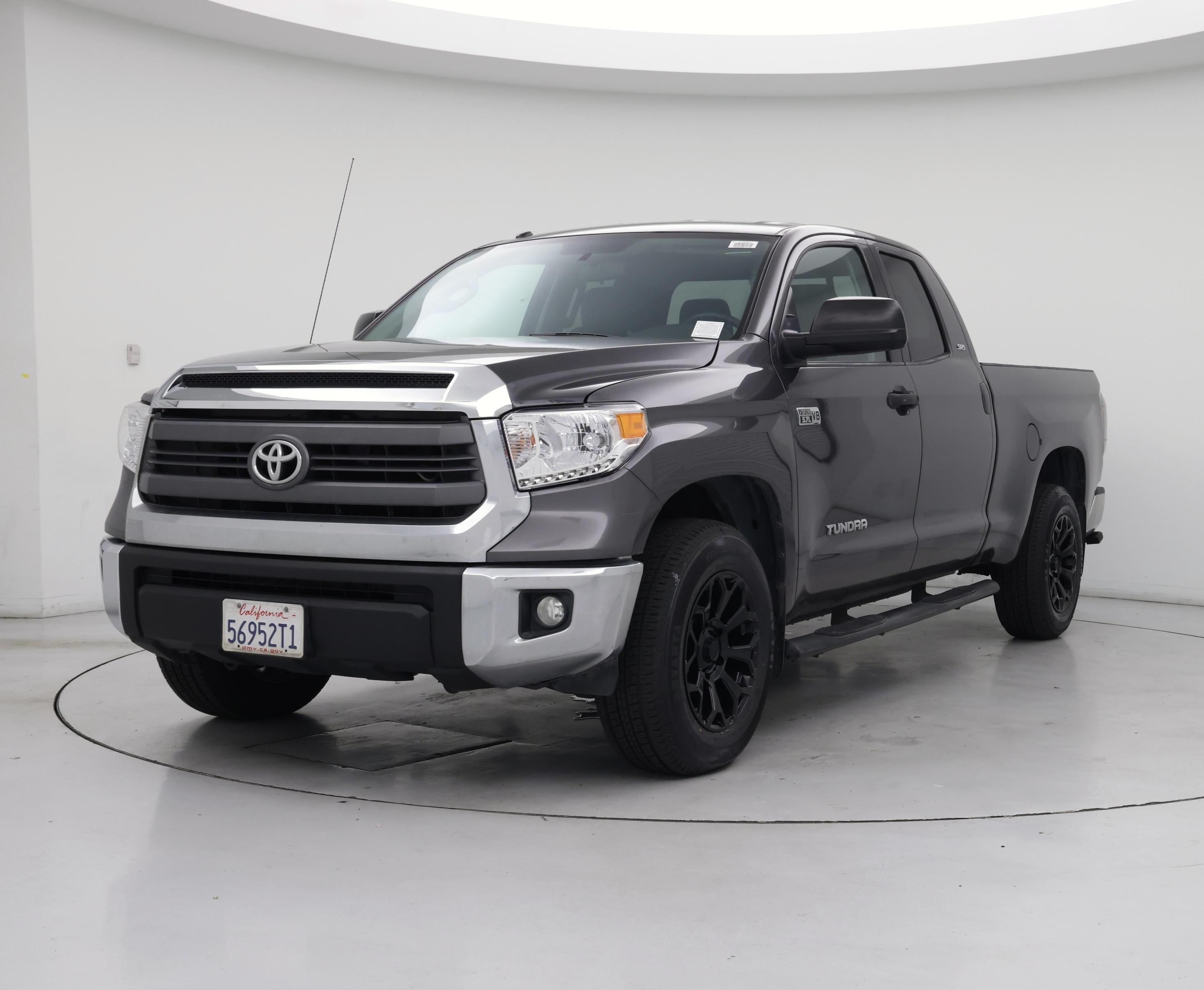 Thumbnail: 2015 Toyota Tundra - 4