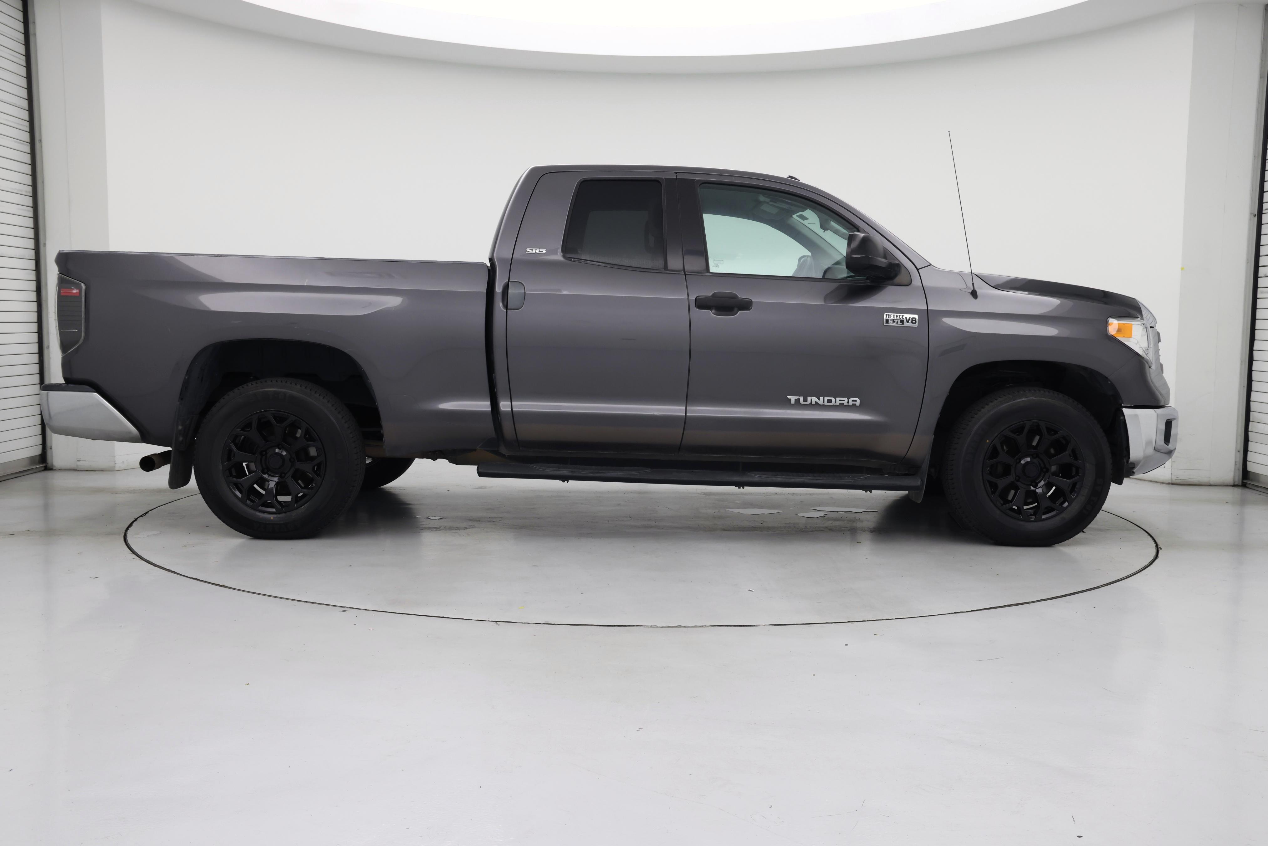 Thumbnail: 2015 Toyota Tundra - 7