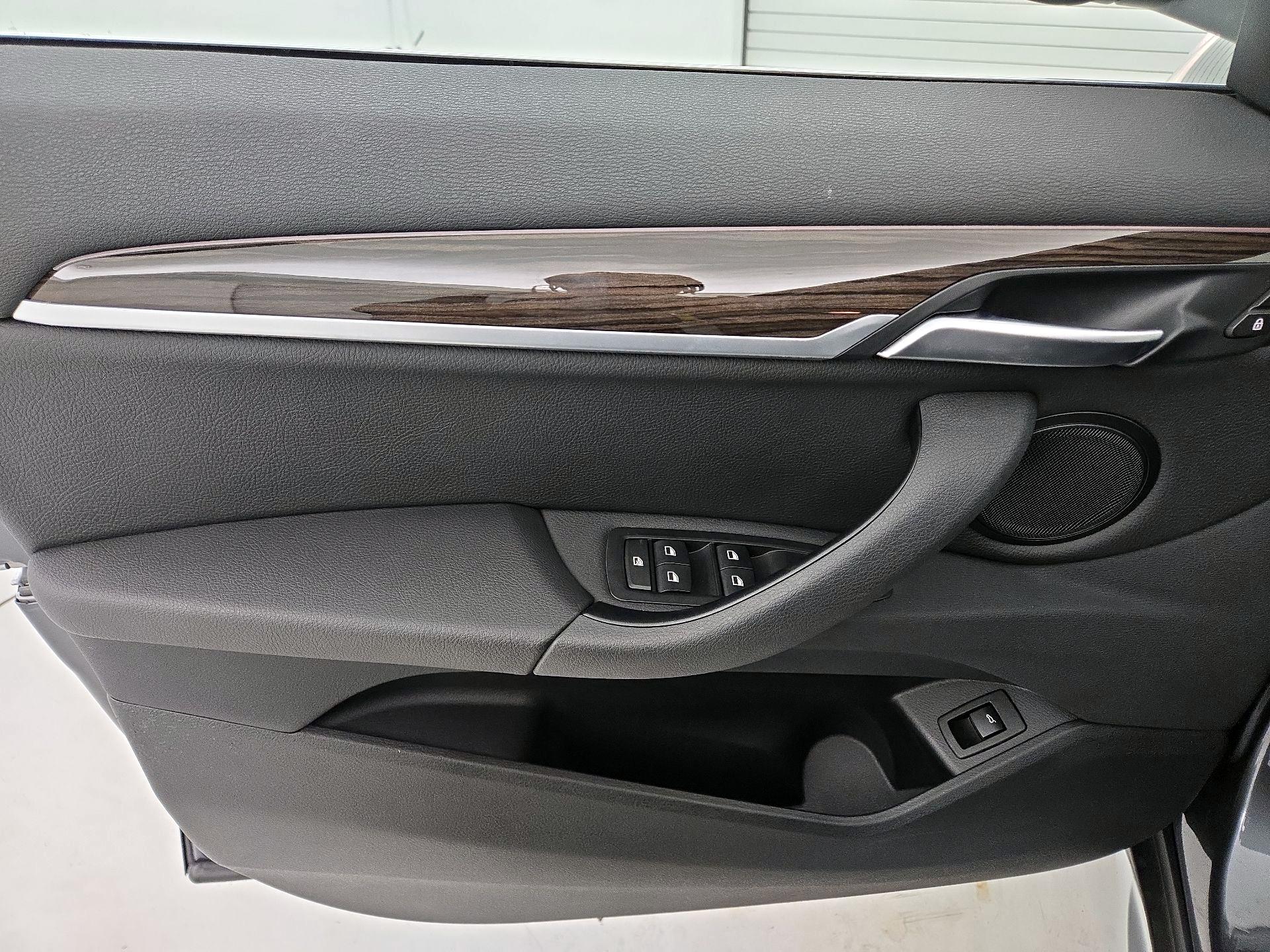 Thumbnail: 2017 BMW X1 - 10