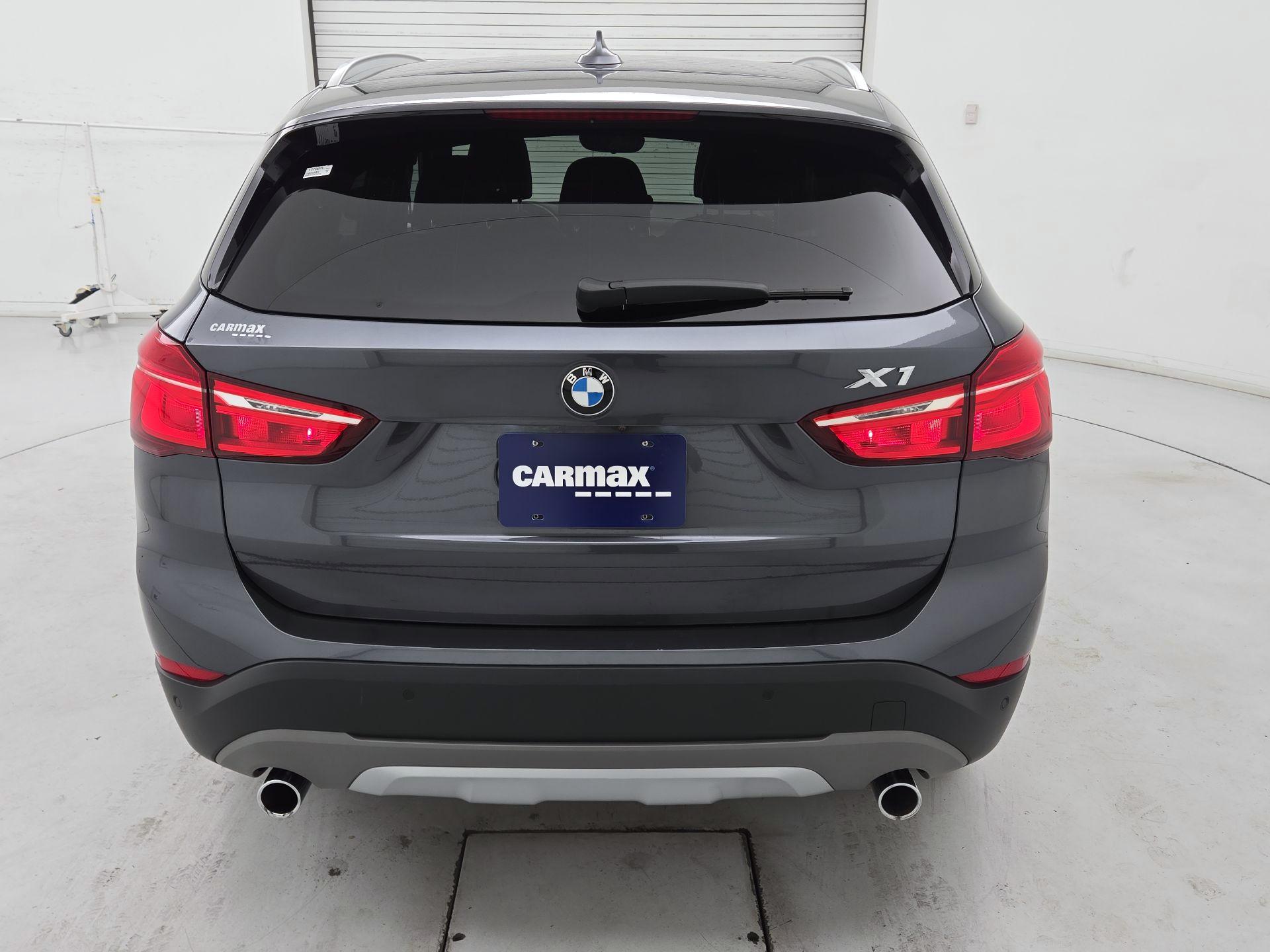 Thumbnail: 2017 BMW X1 - 6