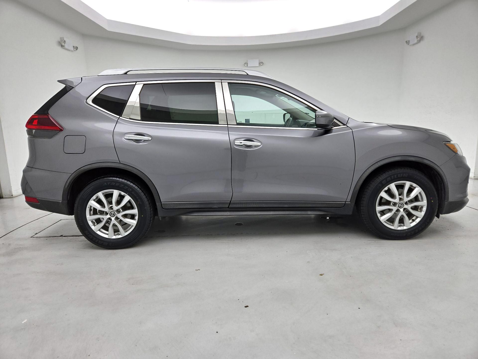 Thumbnail: 2018 Nissan Rogue - 4