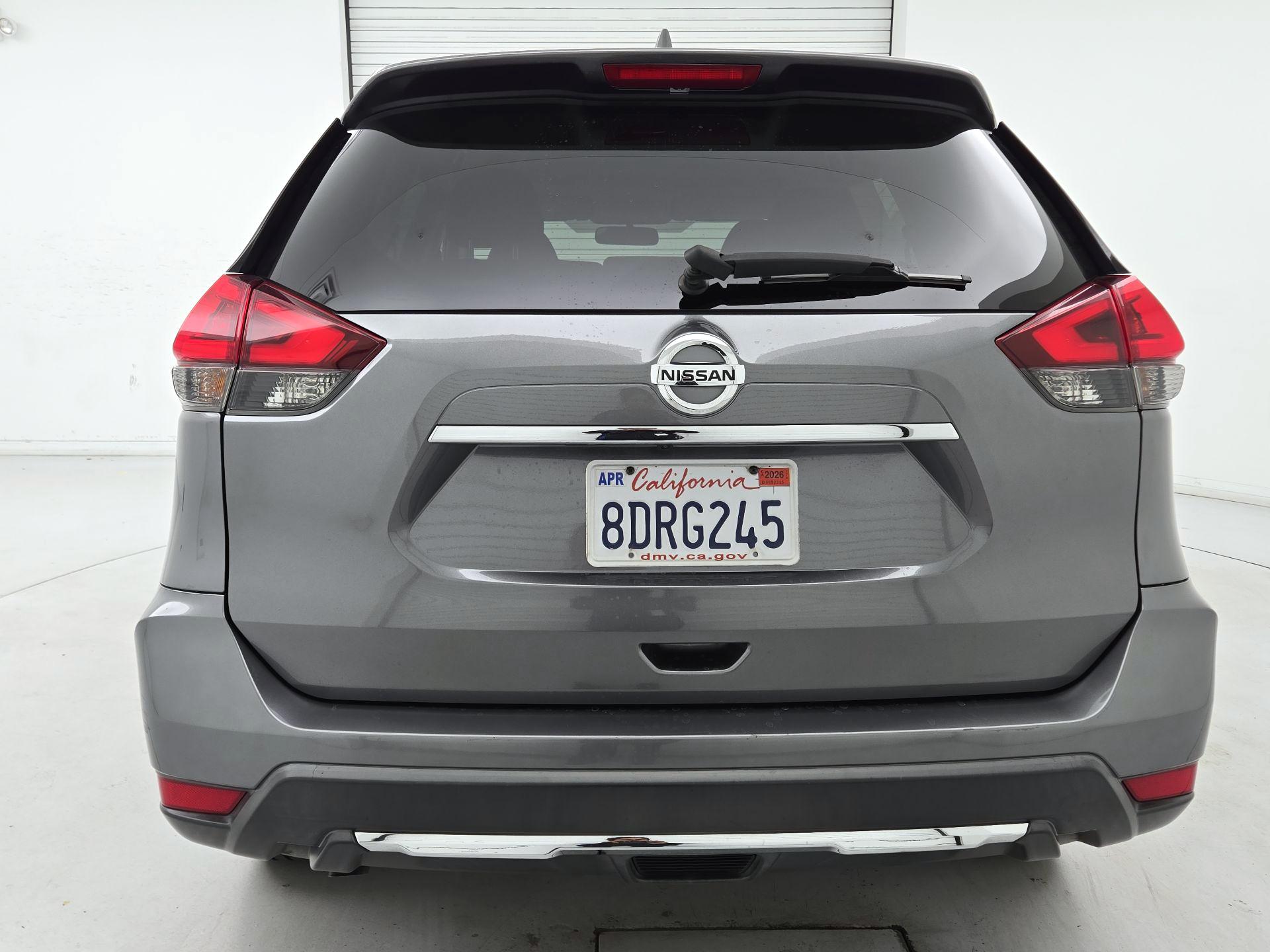 Thumbnail: 2018 Nissan Rogue - 6