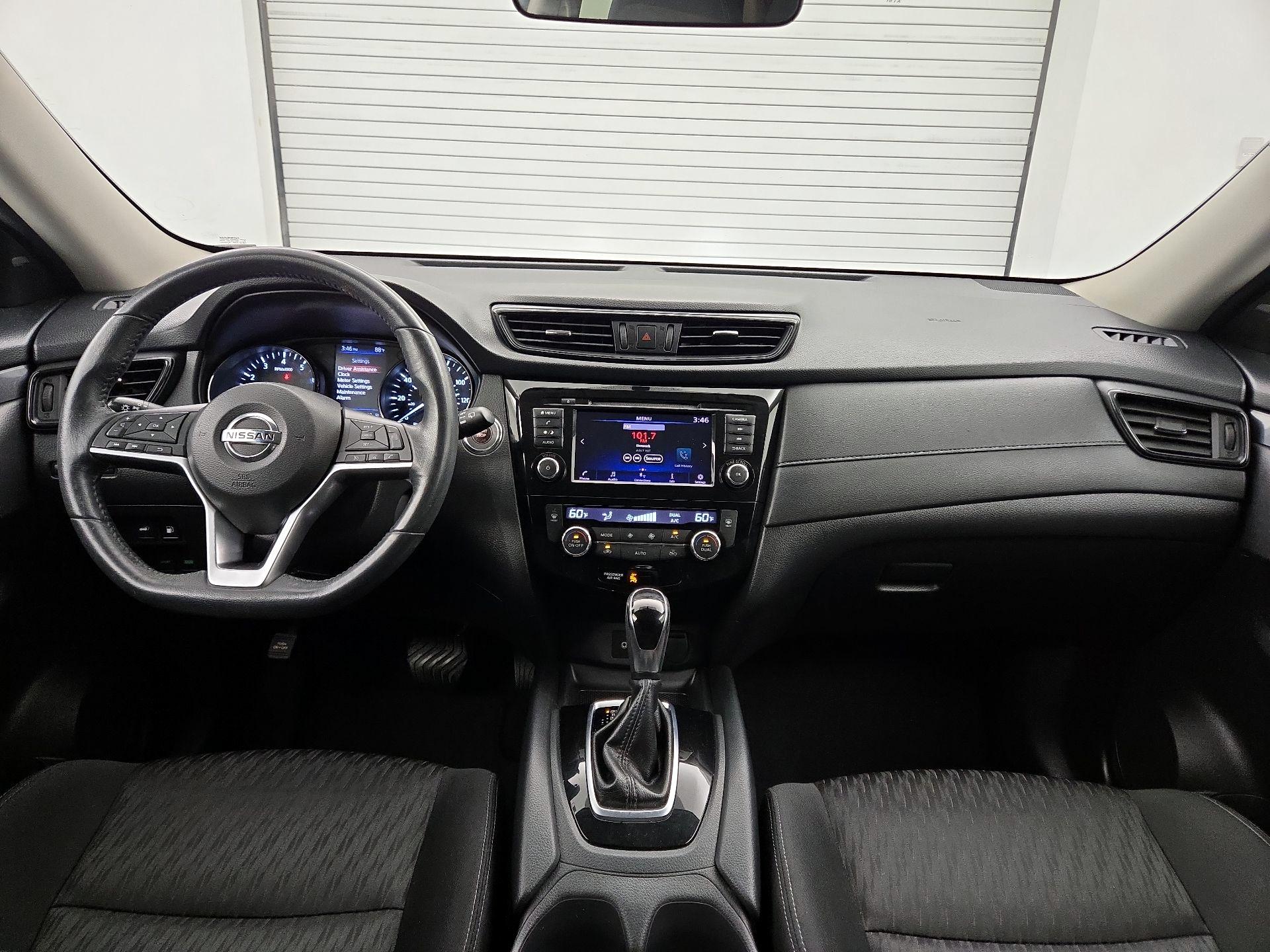 Thumbnail: 2018 Nissan Rogue - 8