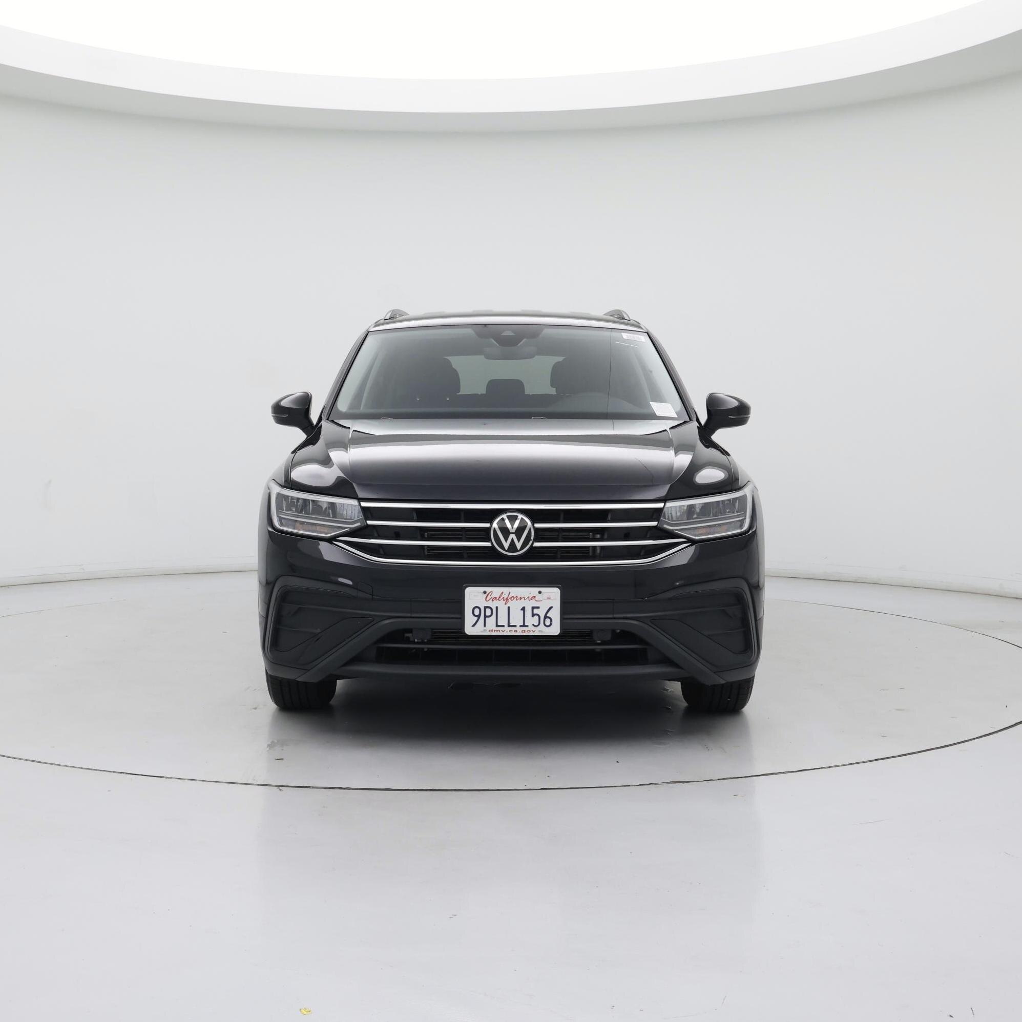 Thumbnail: 2023 Volkswagen Tiguan - 5