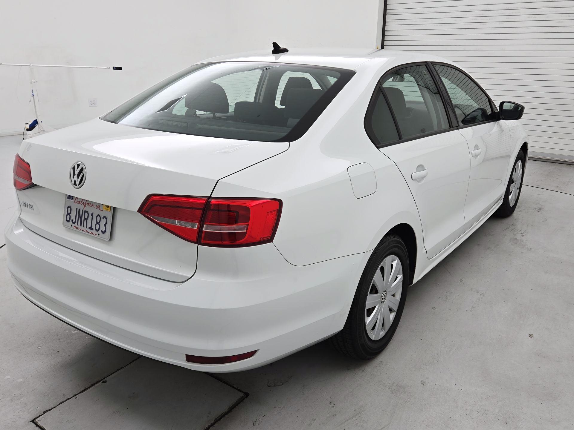 Thumbnail: 2015 Volkswagen Jetta - 5