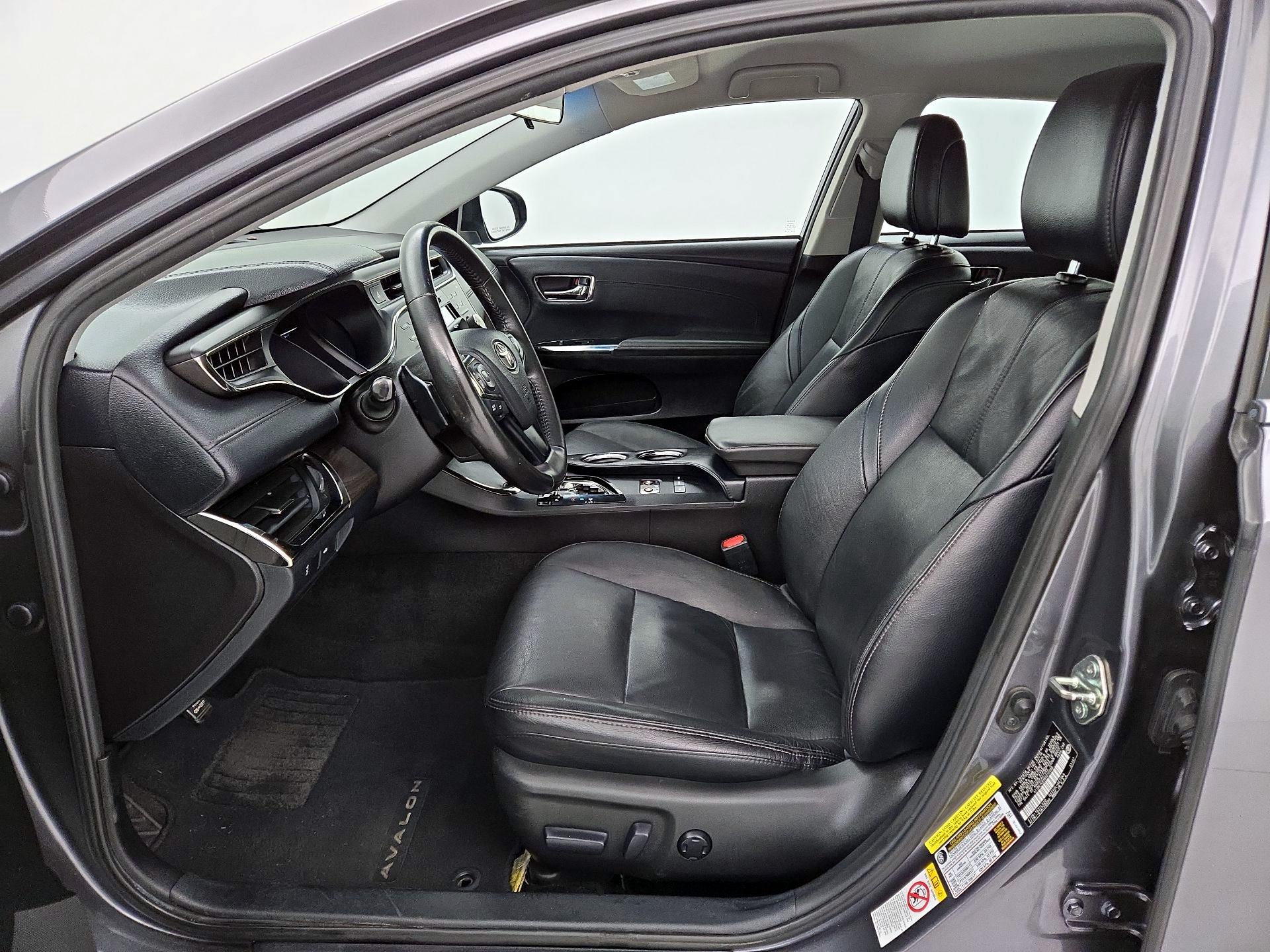 Thumbnail: 2016 Toyota Avalon - 9