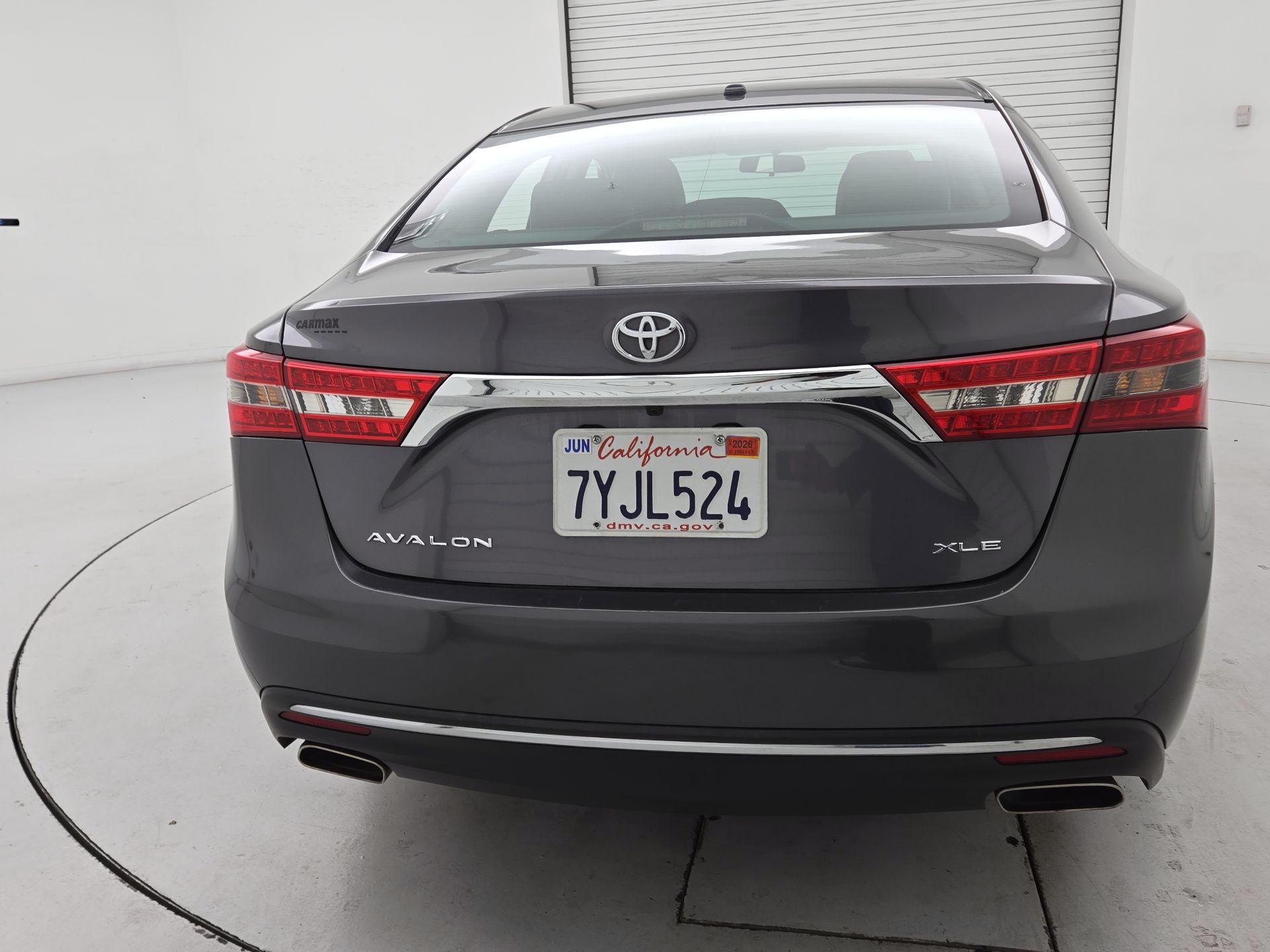Thumbnail: 2016 Toyota Avalon - 6