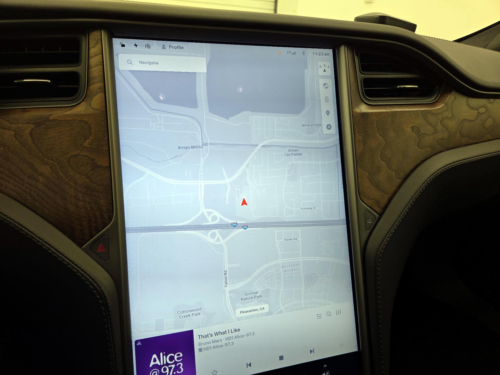 Thumbnail: 2019 Tesla Model S - 11