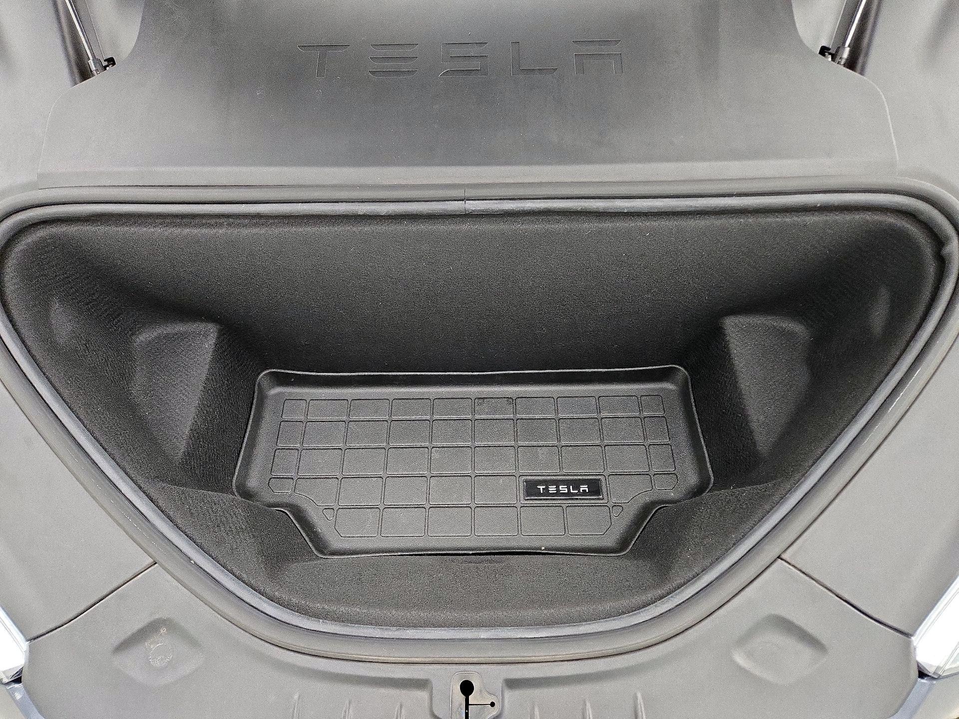Thumbnail: 2019 Tesla Model S - 20