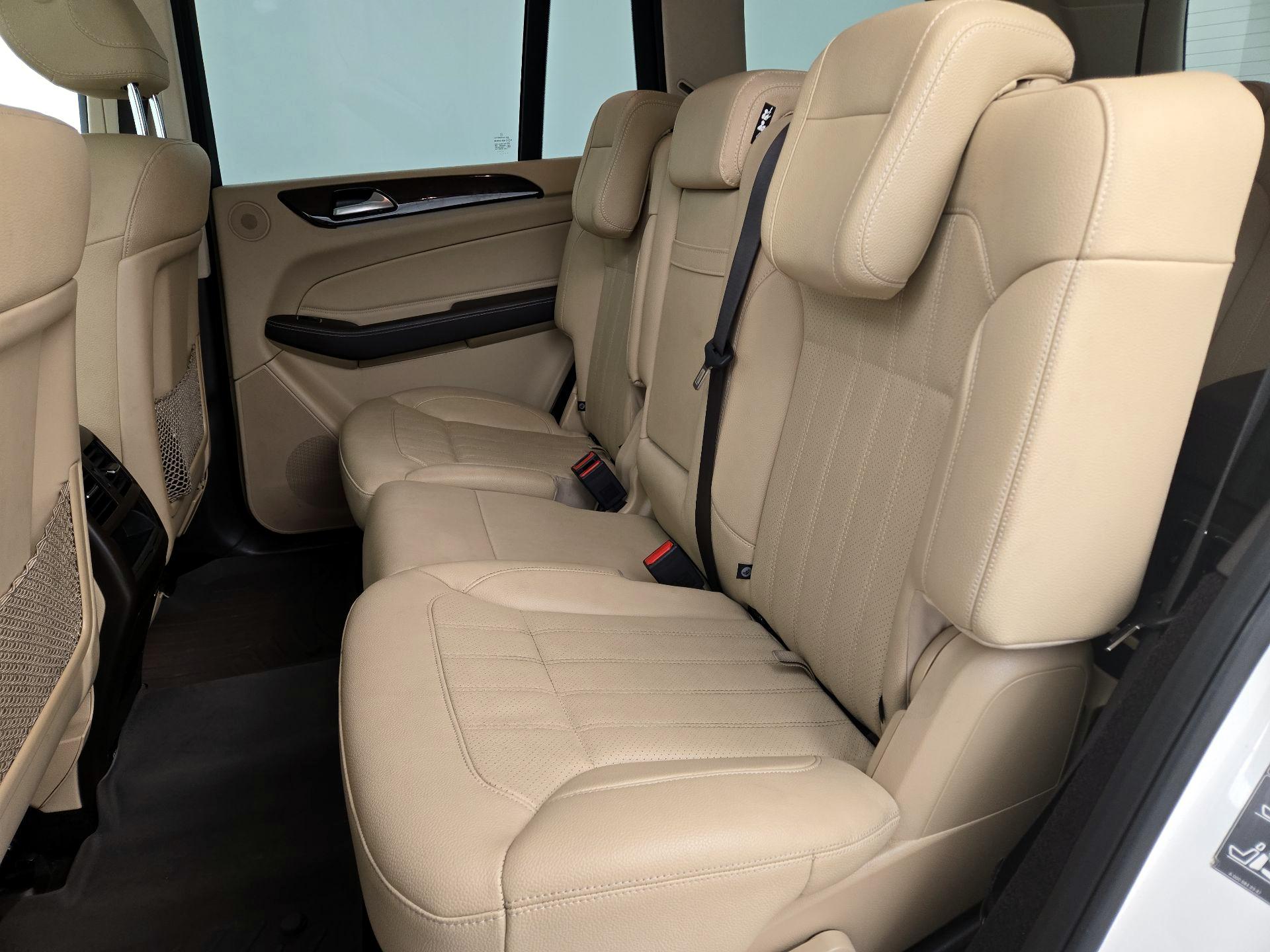 Thumbnail: 2018 Mercedes-Benz GLS - 18