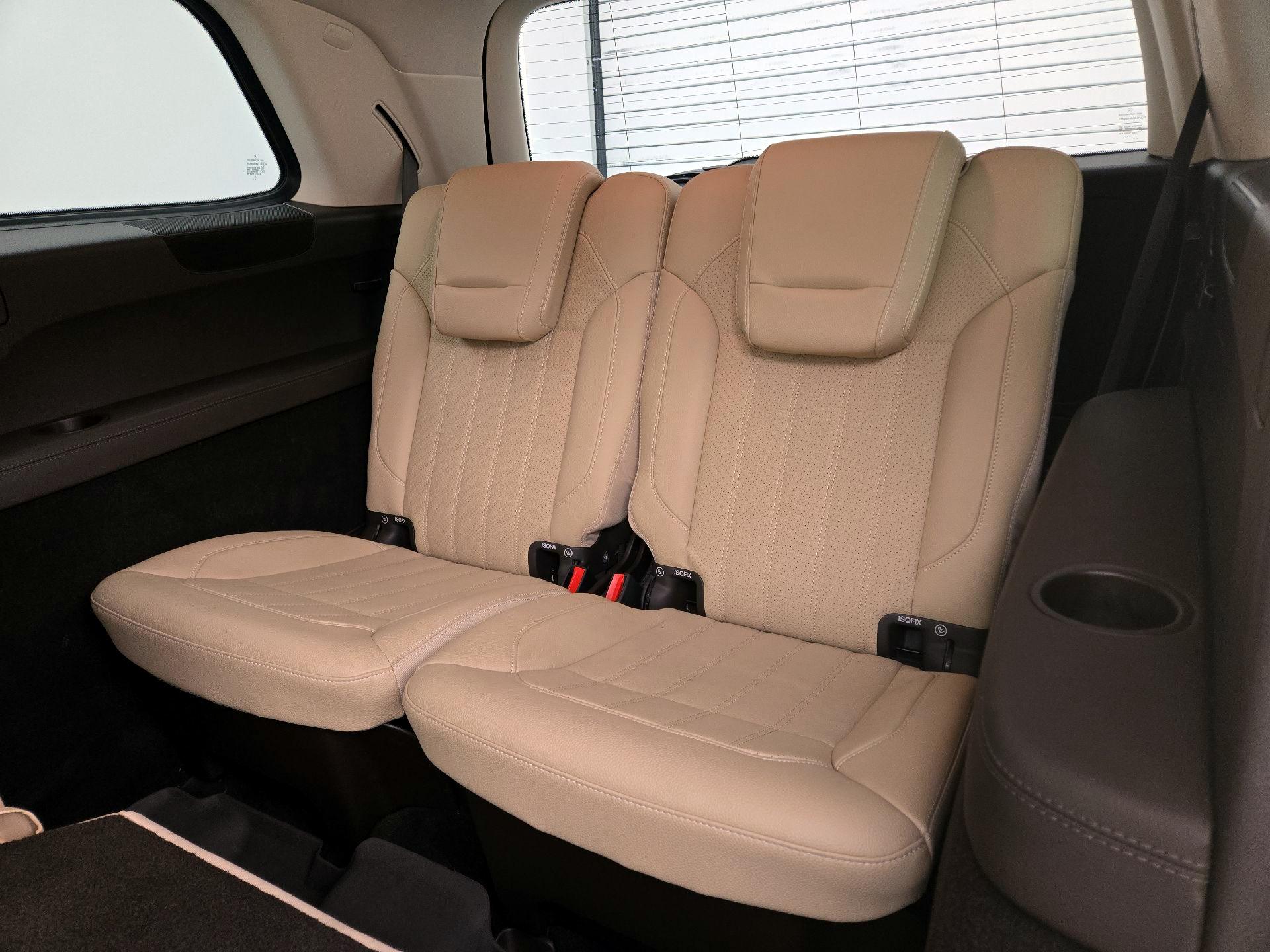 Thumbnail: 2018 Mercedes-Benz GLS - 19