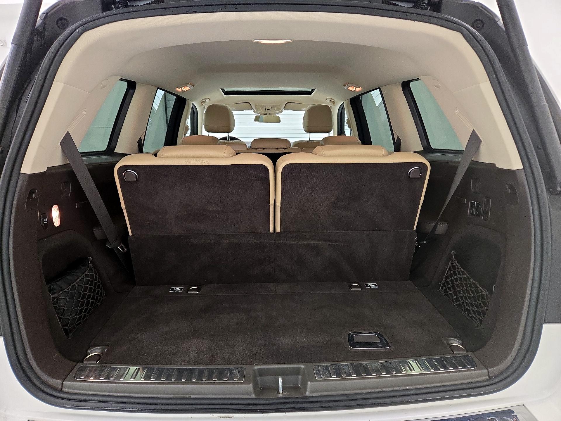 Thumbnail: 2018 Mercedes-Benz GLS - 20