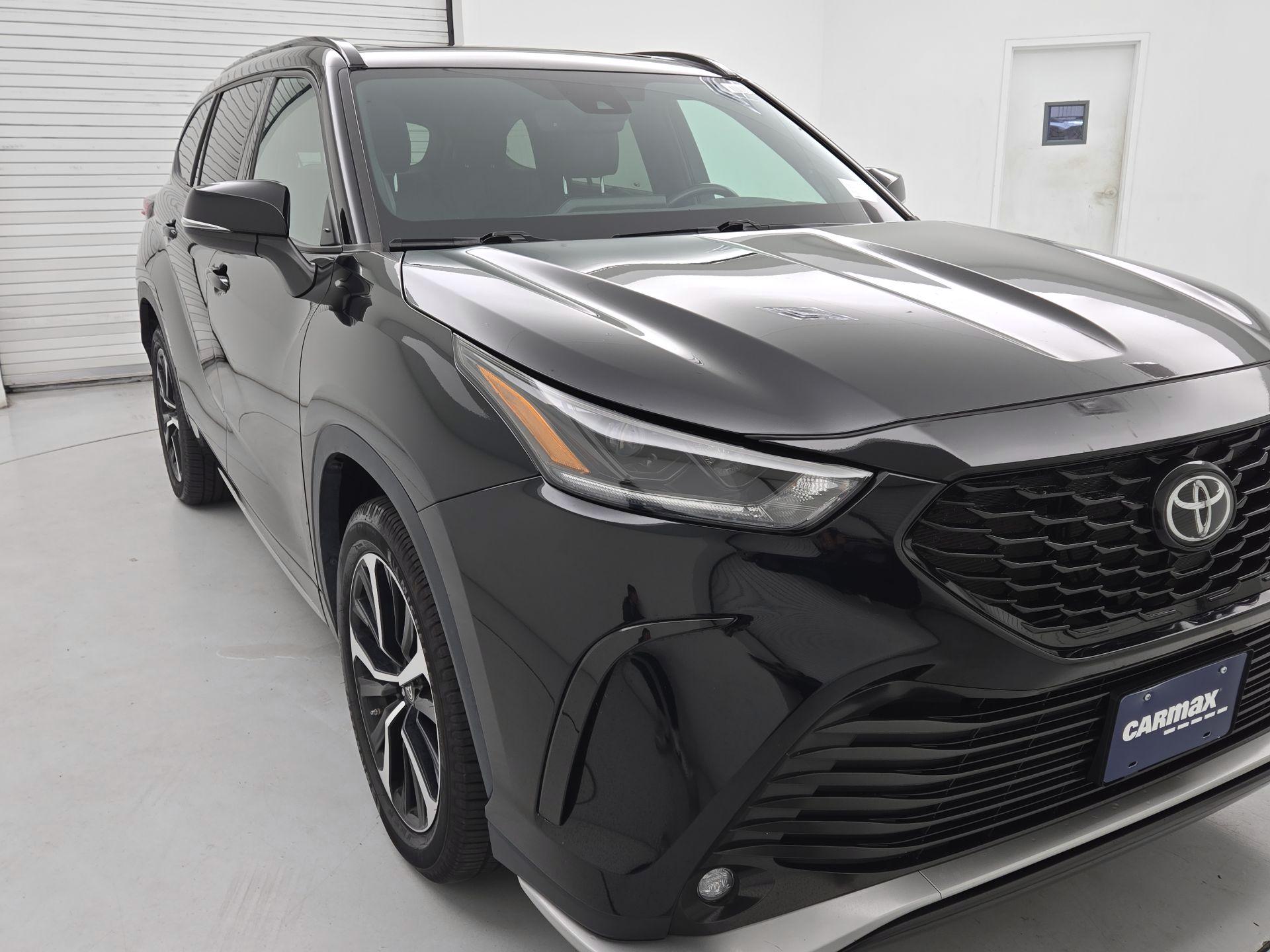Thumbnail: 2022 Toyota Highlander - 1