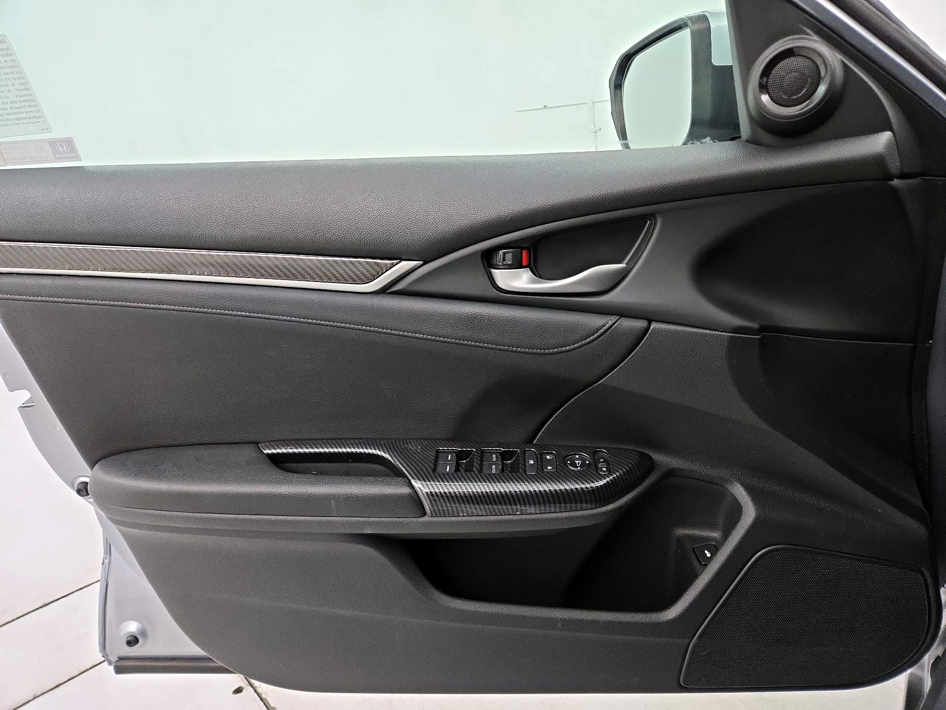 Thumbnail: 2019 Honda Civic - 10