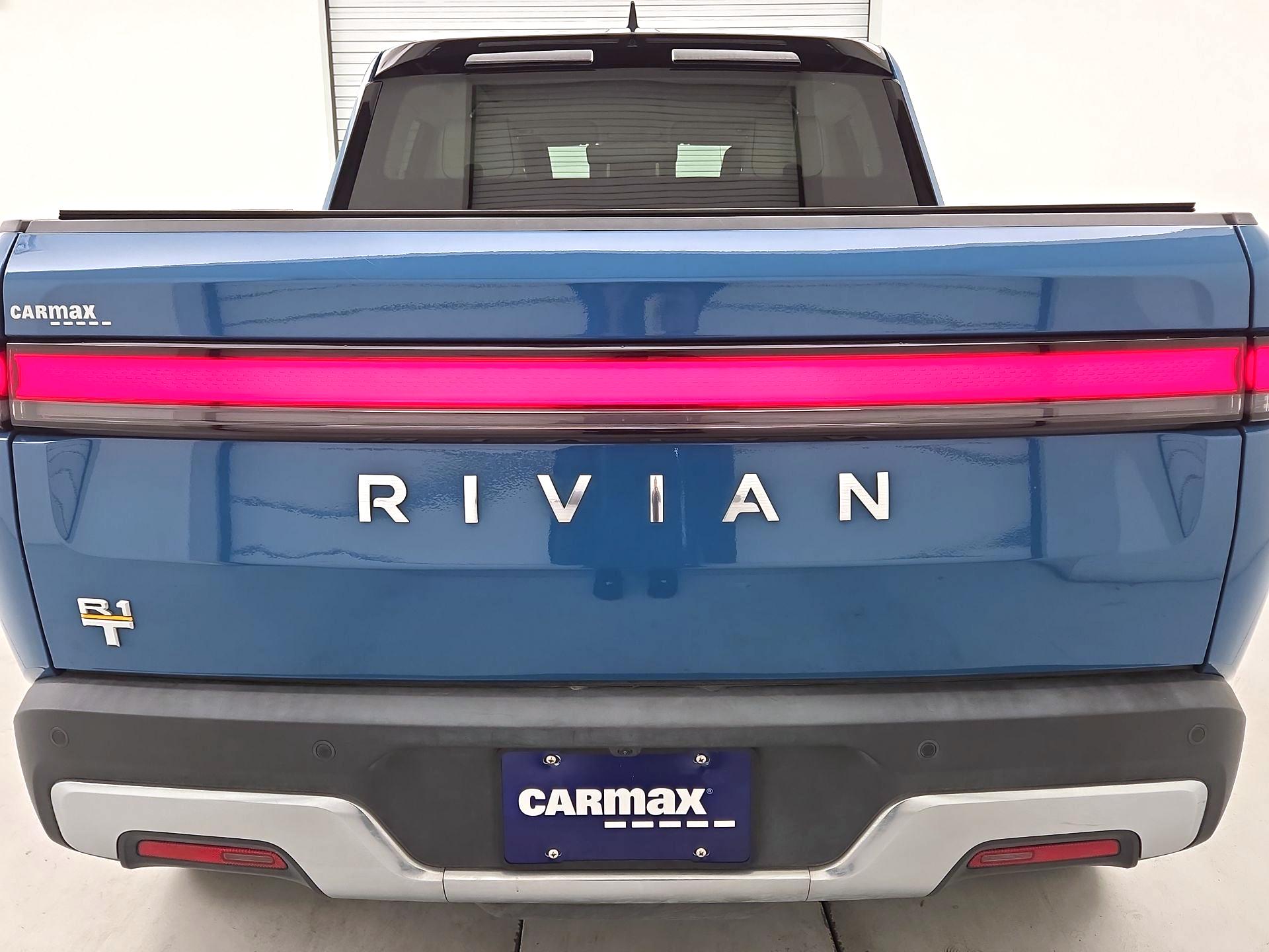 Thumbnail: 2023 Rivian R1T - 6