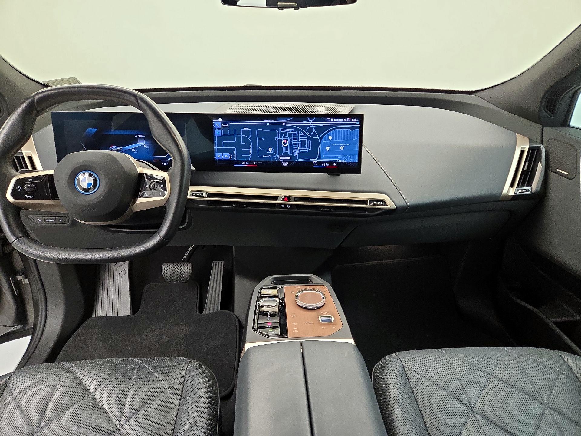 Thumbnail: 2023 BMW iX - 9