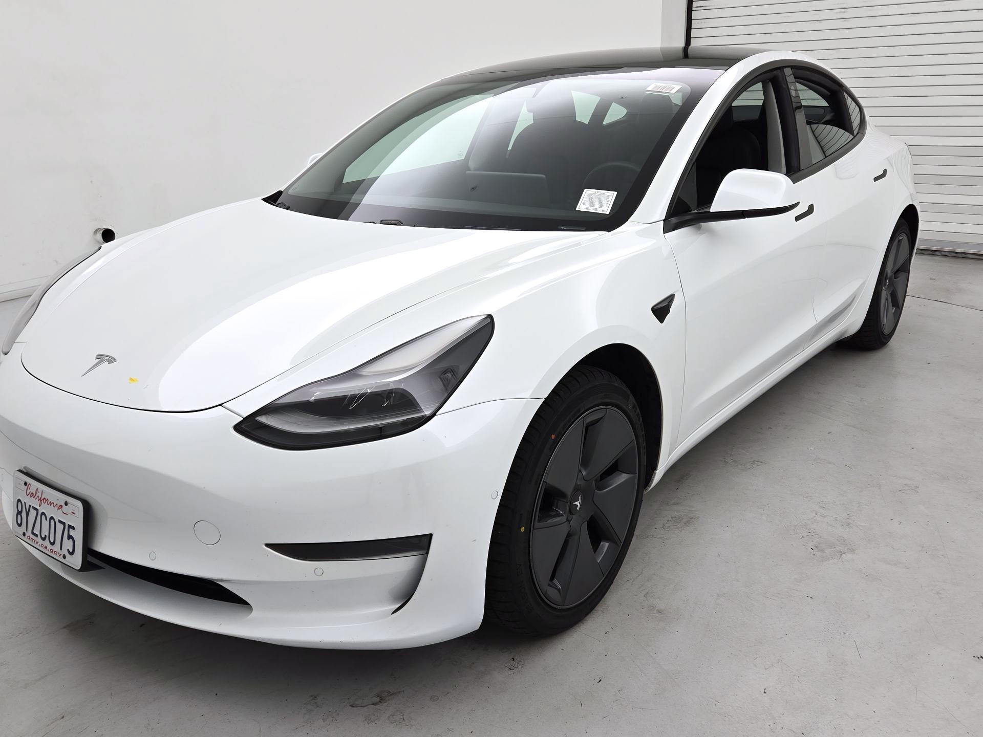 Thumbnail: 2021 Tesla Model 3 - 3