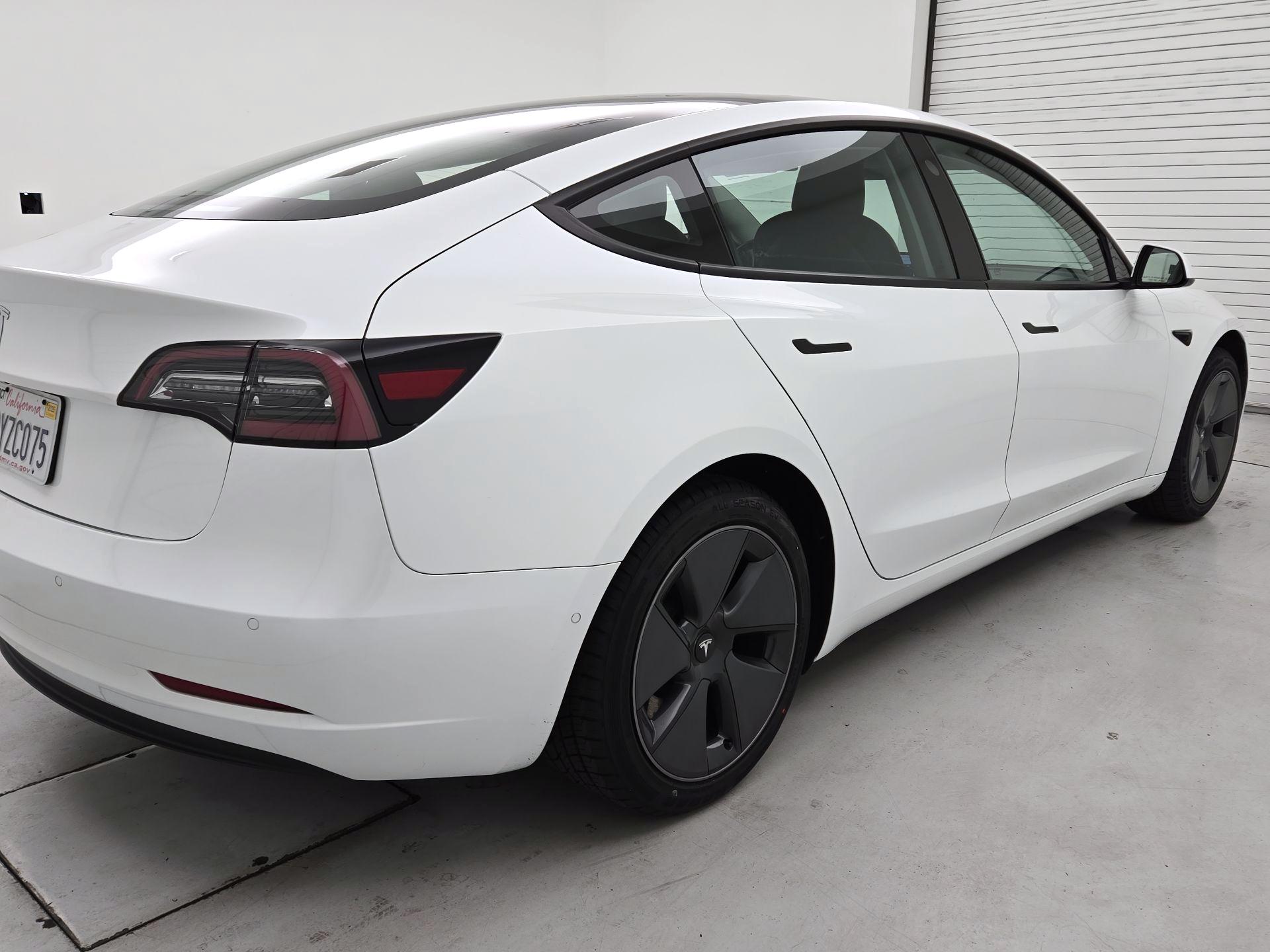 Thumbnail: 2021 Tesla Model 3 - 5