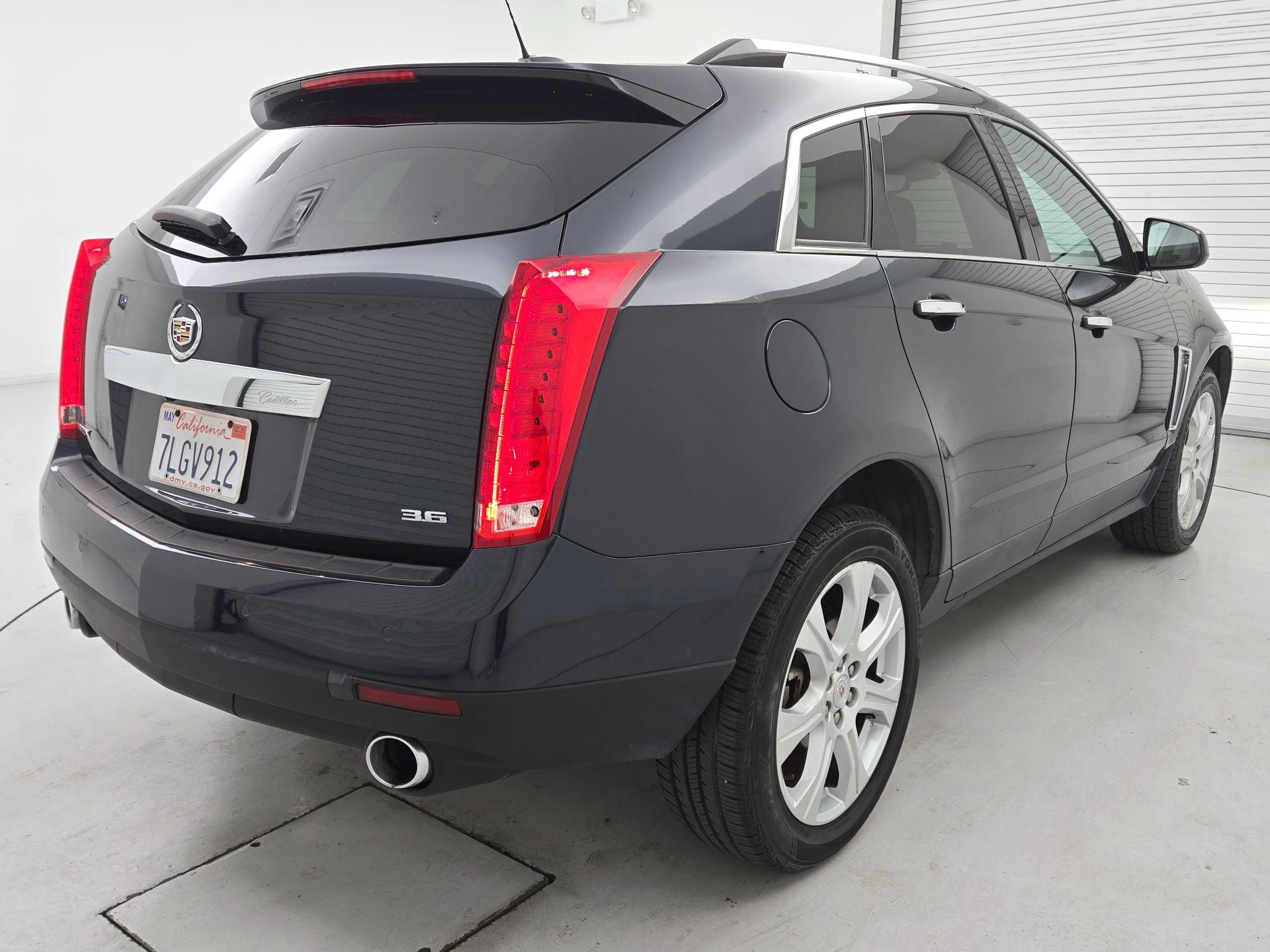 Thumbnail: 2015 Cadillac SRX - 5