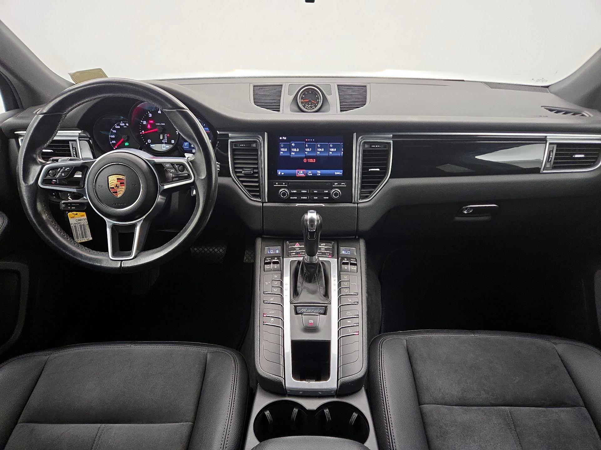 Thumbnail: 2018 Porsche Macan - 9