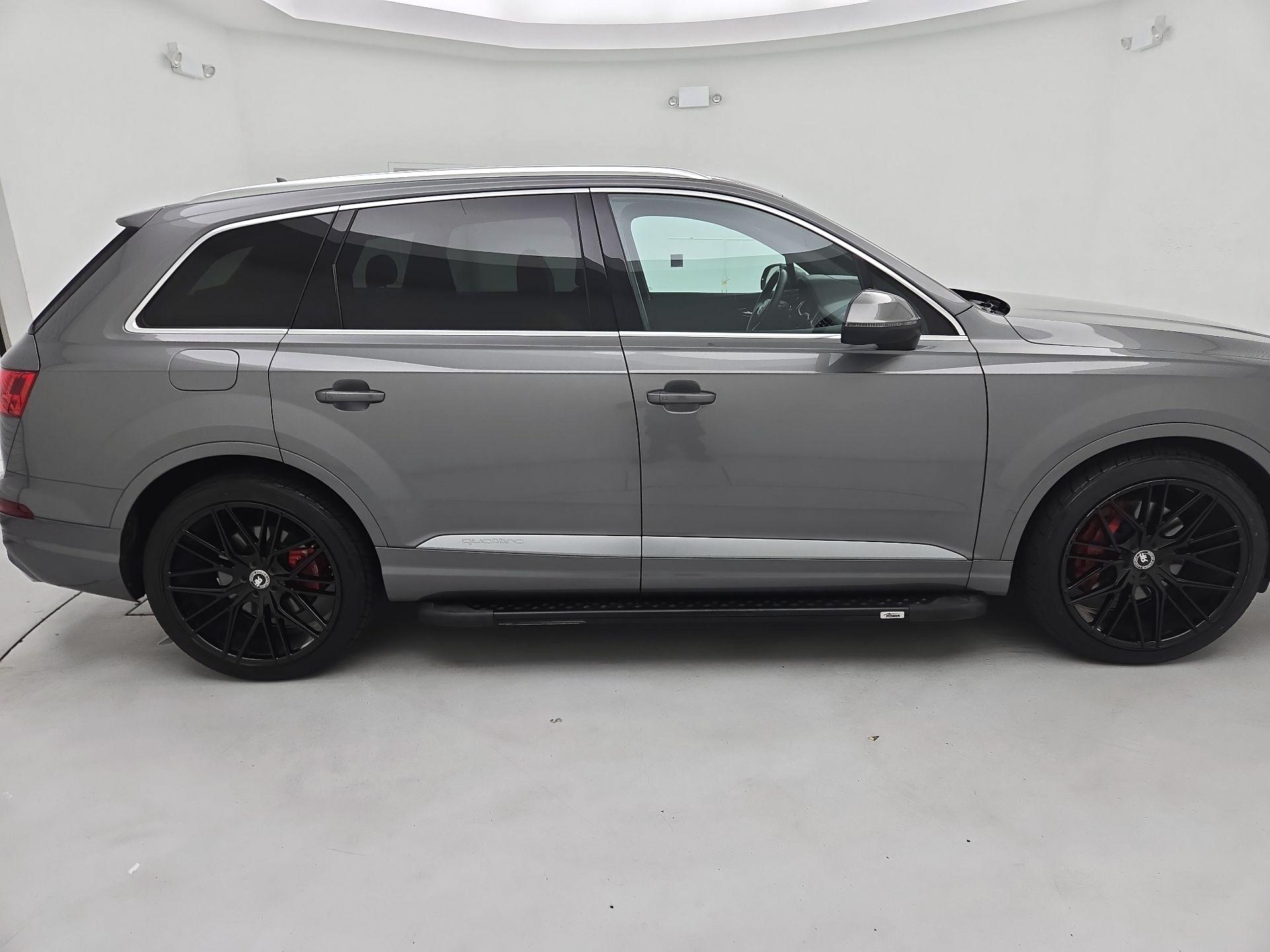 Thumbnail: 2017 Audi Q7 - 4