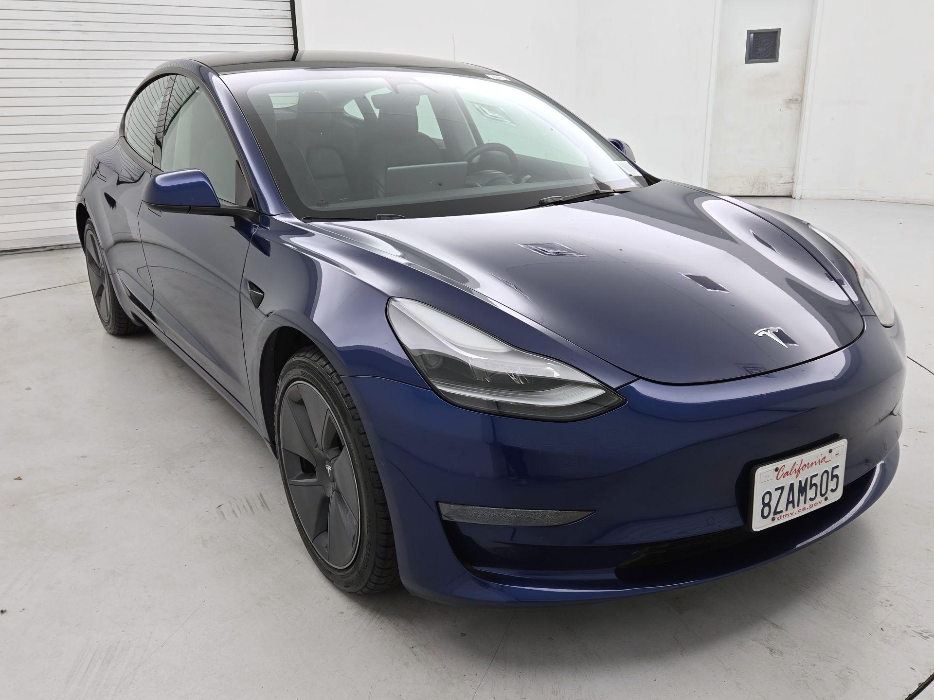 Thumbnail: 2022 Tesla Model 3 - 1