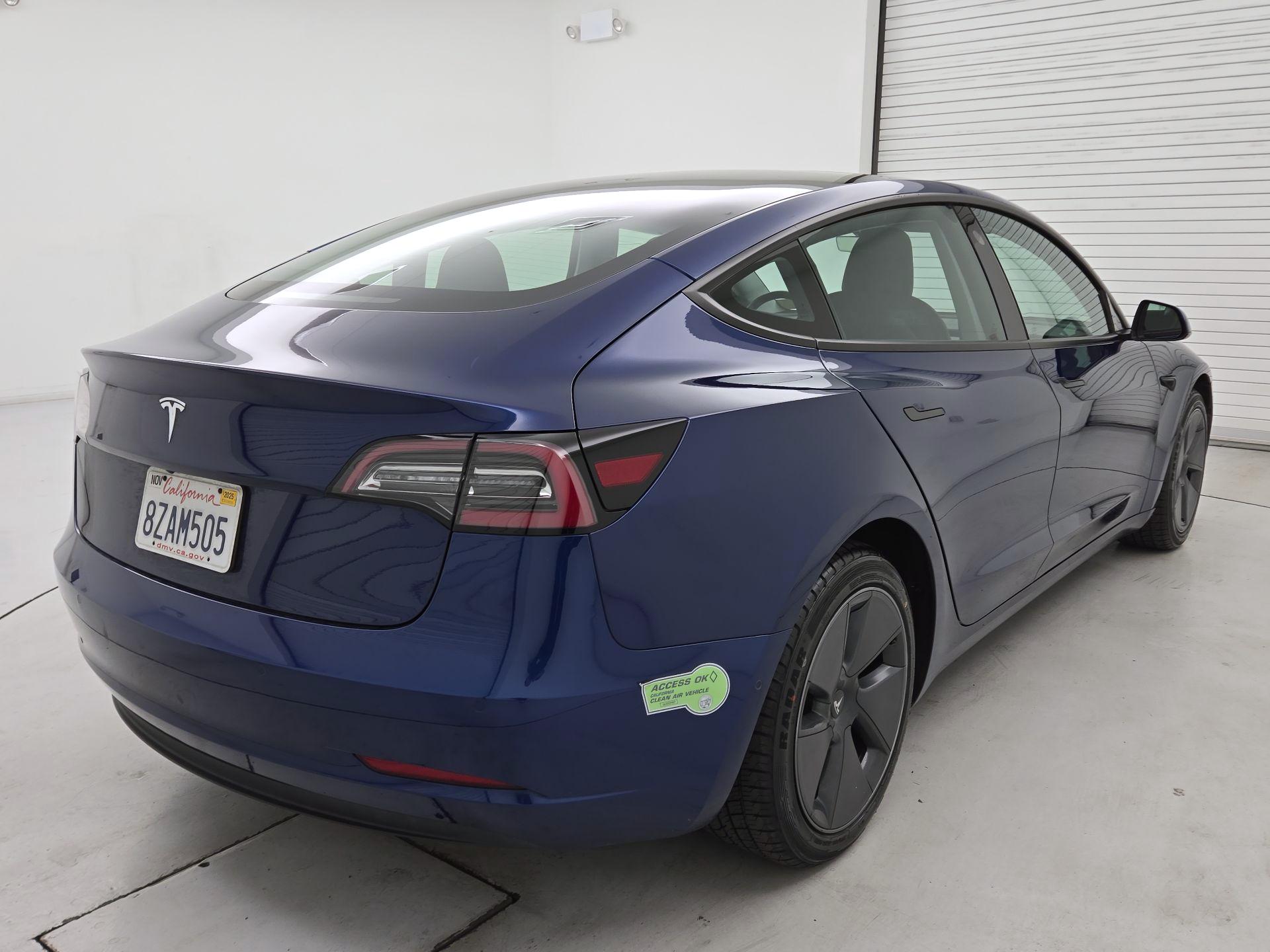 Thumbnail: 2022 Tesla Model 3 - 5