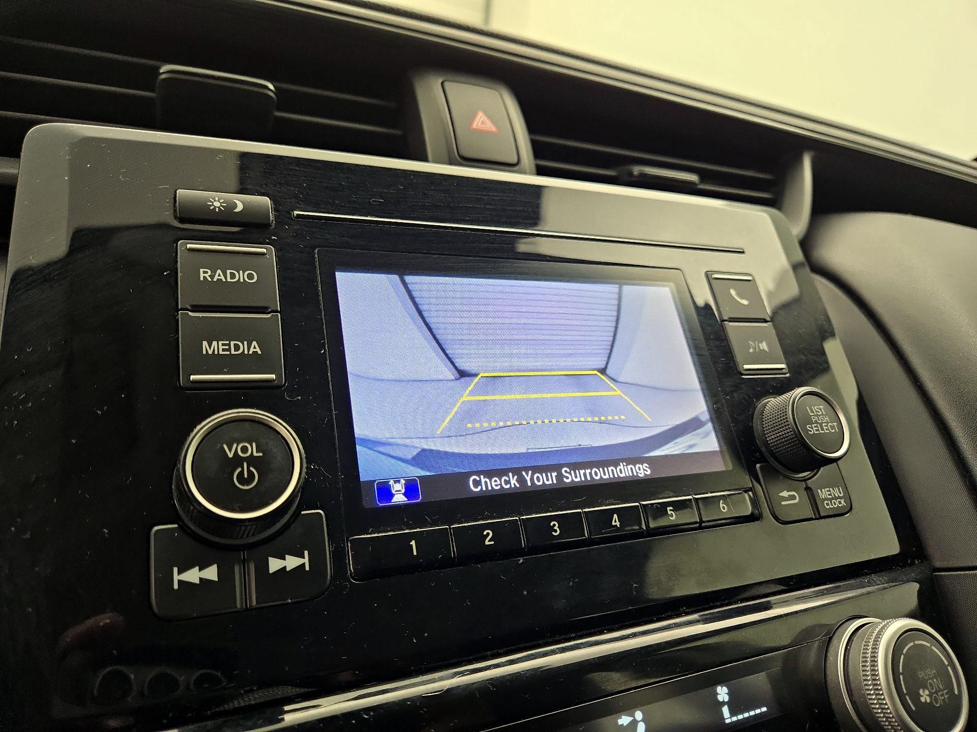 Thumbnail: 2019 Honda Insight - 12