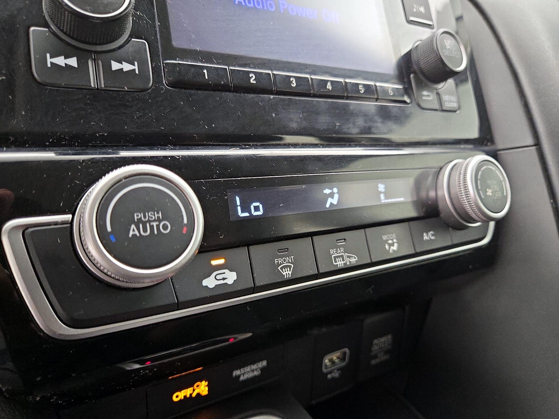 Thumbnail: 2019 Honda Insight - 14