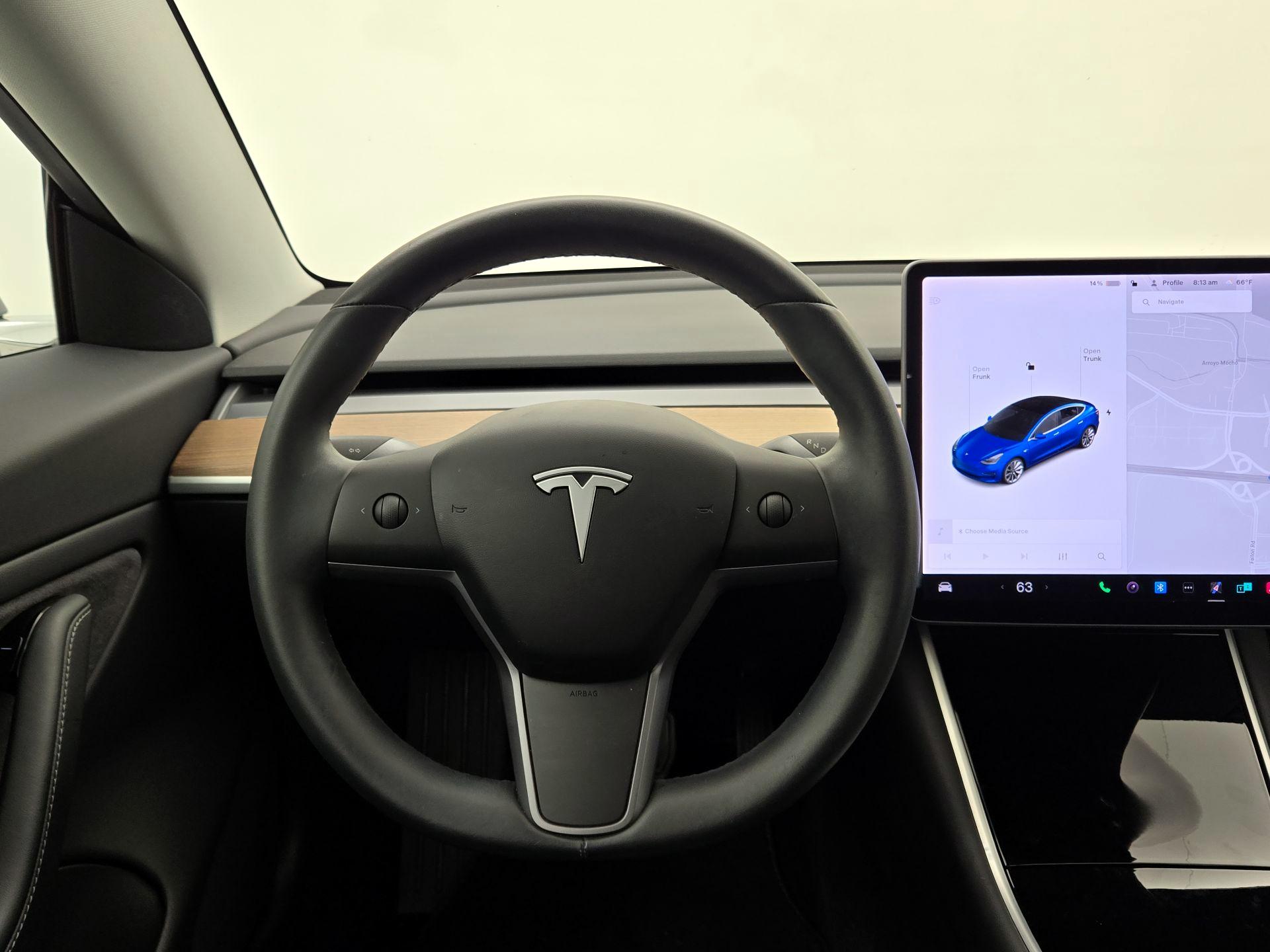 Thumbnail: 2019 Tesla Model 3 - 10