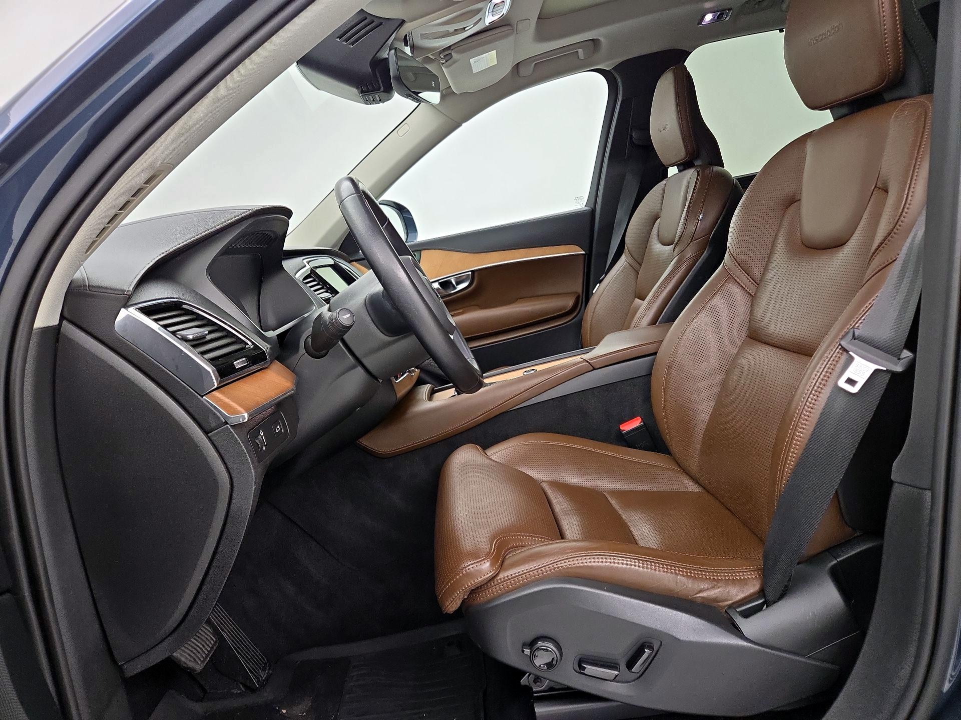Thumbnail: 2019 Volvo XC90 - 9