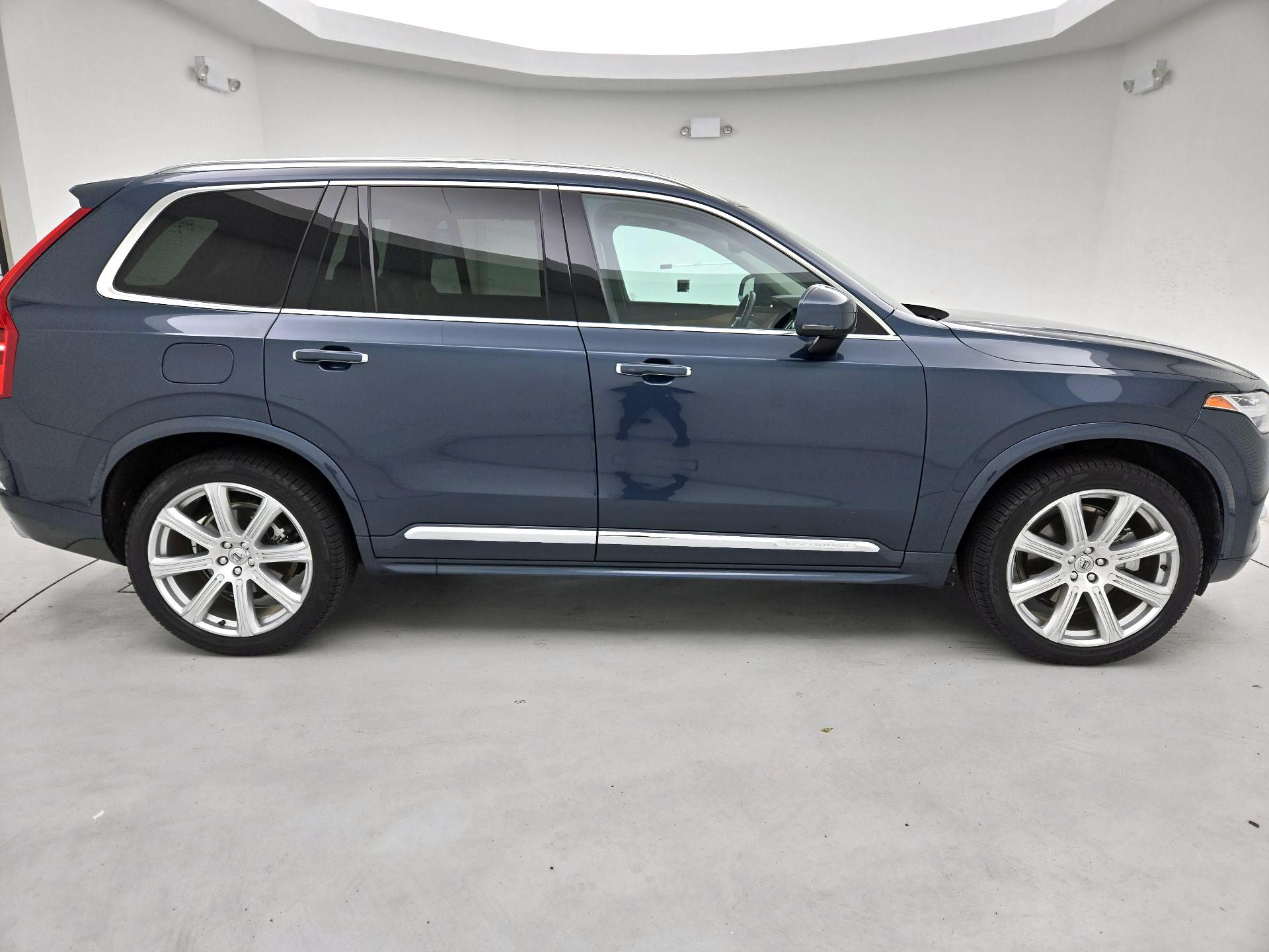 Thumbnail: 2019 Volvo XC90 - 4