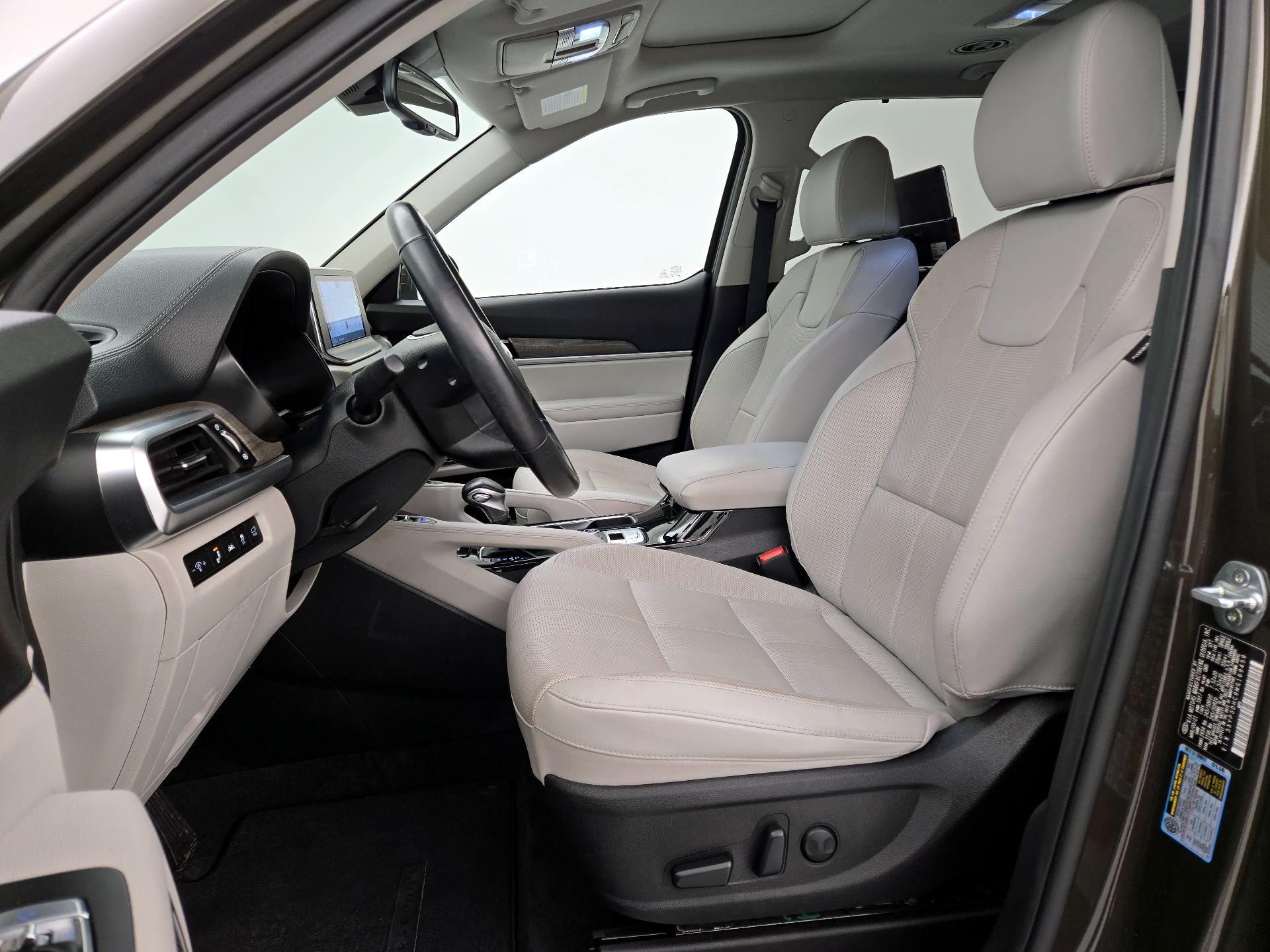 Thumbnail: 2021 Kia Telluride - 9