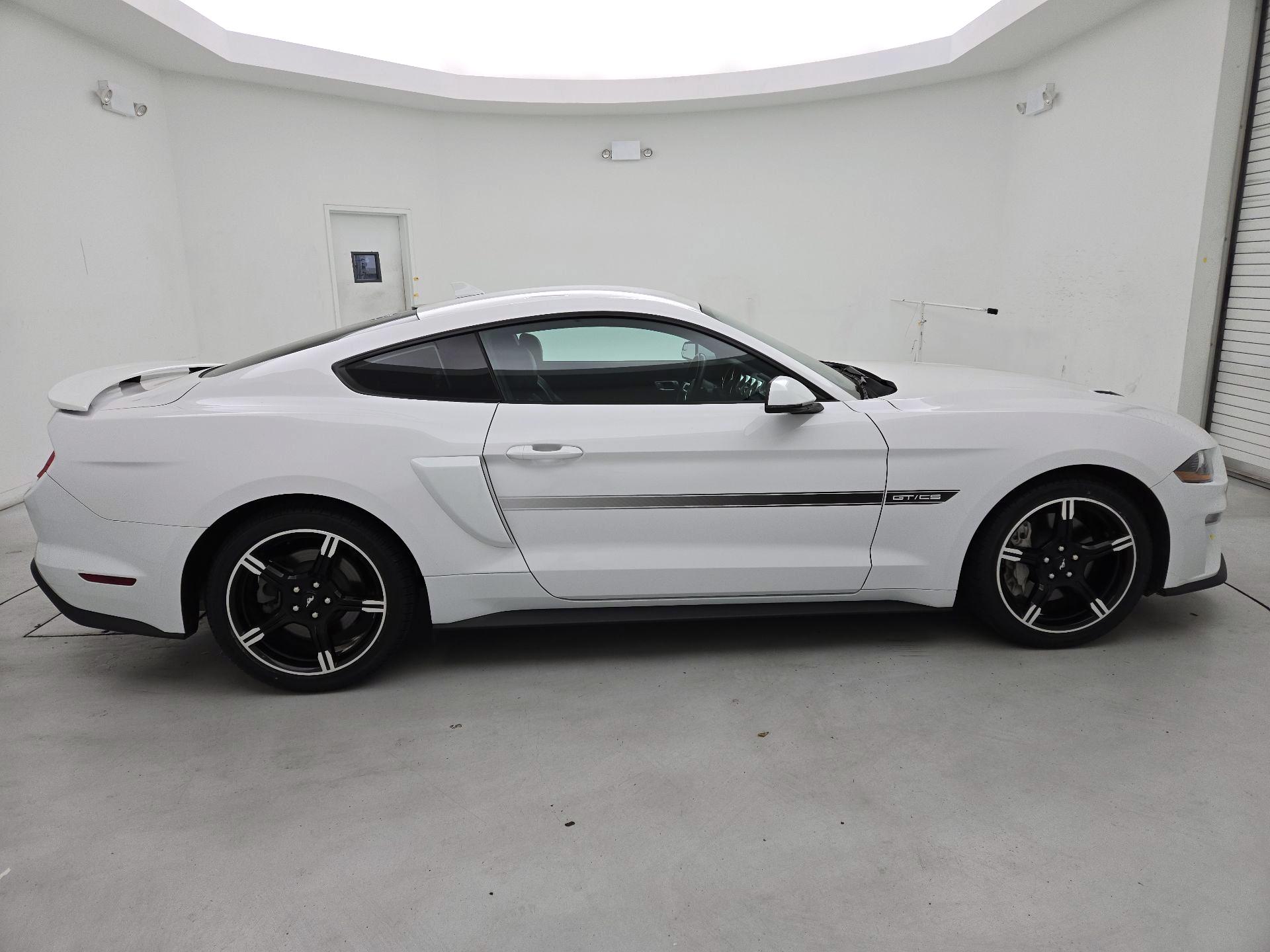 Thumbnail: 2020 Ford Mustang - 4