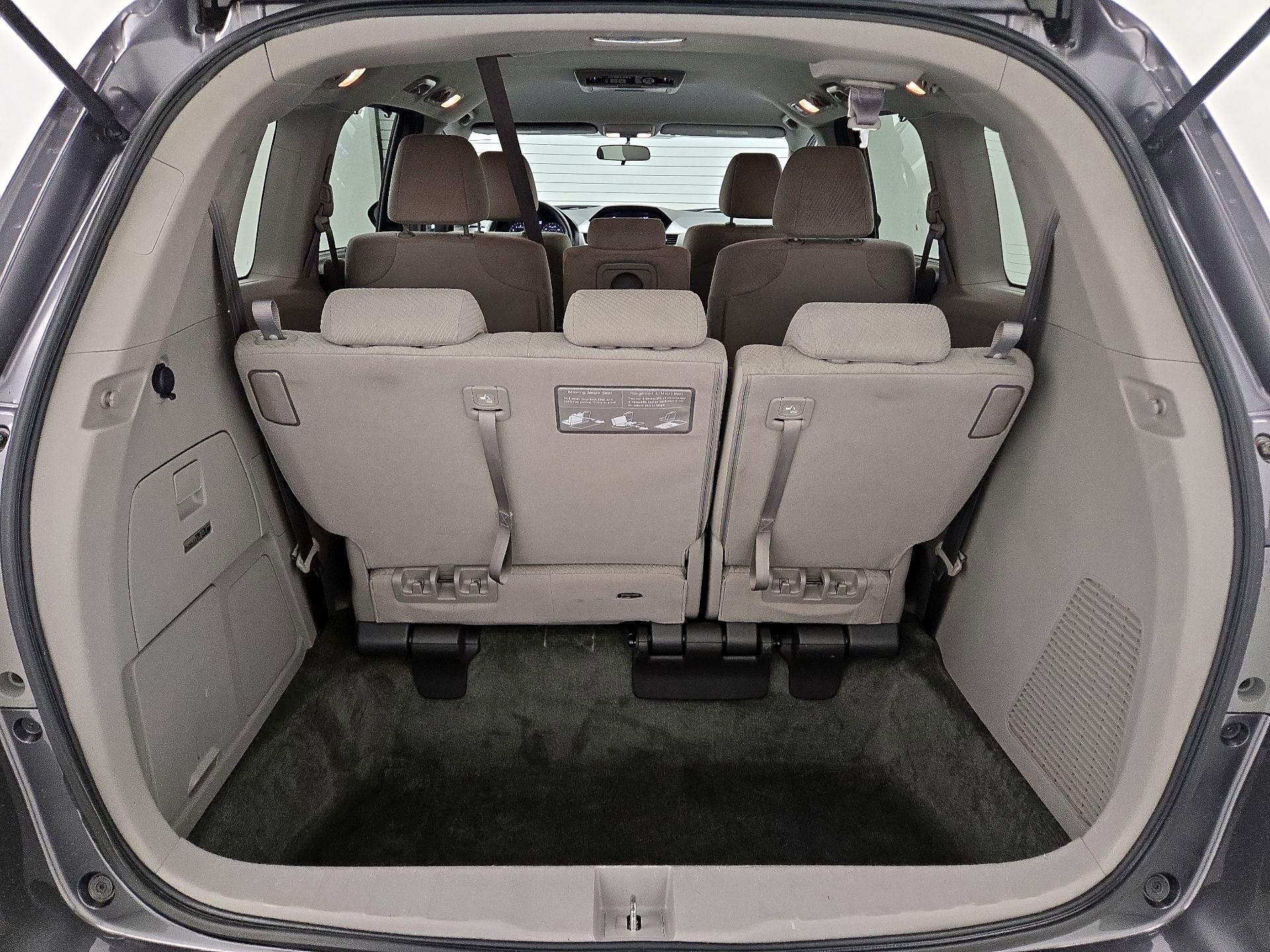 Thumbnail: 2016 Honda Odyssey - 17