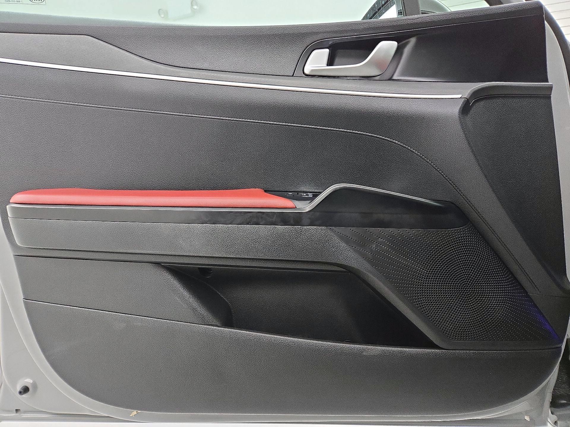 Thumbnail: 2021 Kia K5 - 10