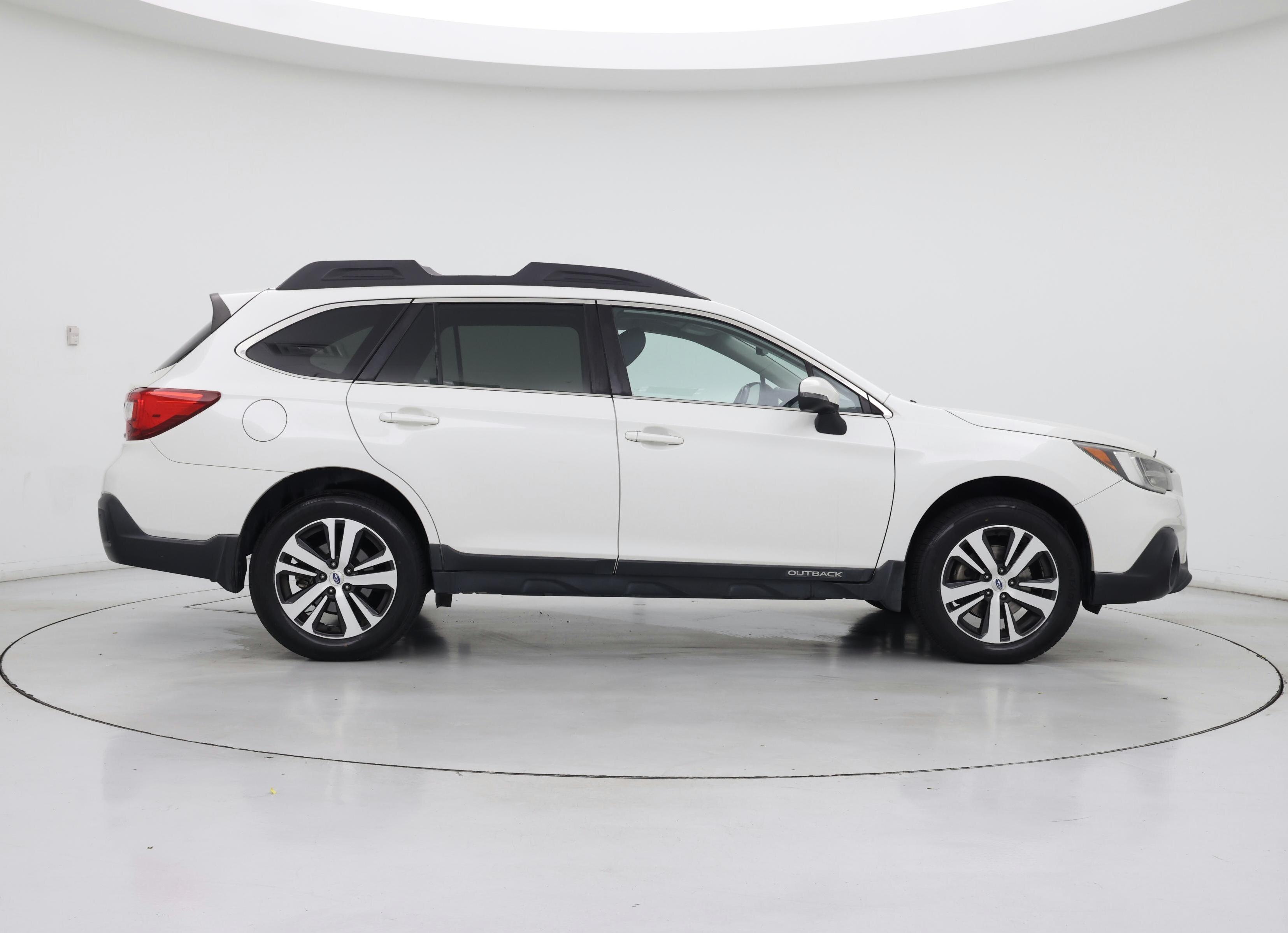 Thumbnail: 2019 Subaru Outback - 7