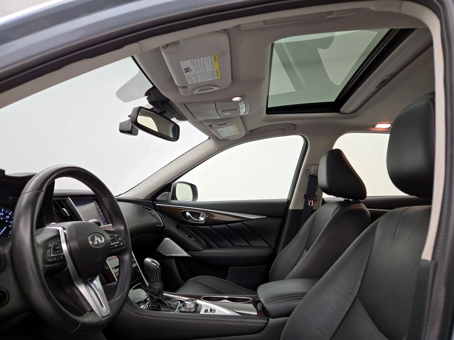 Thumbnail: 2018 INFINITI Q50 - 18
