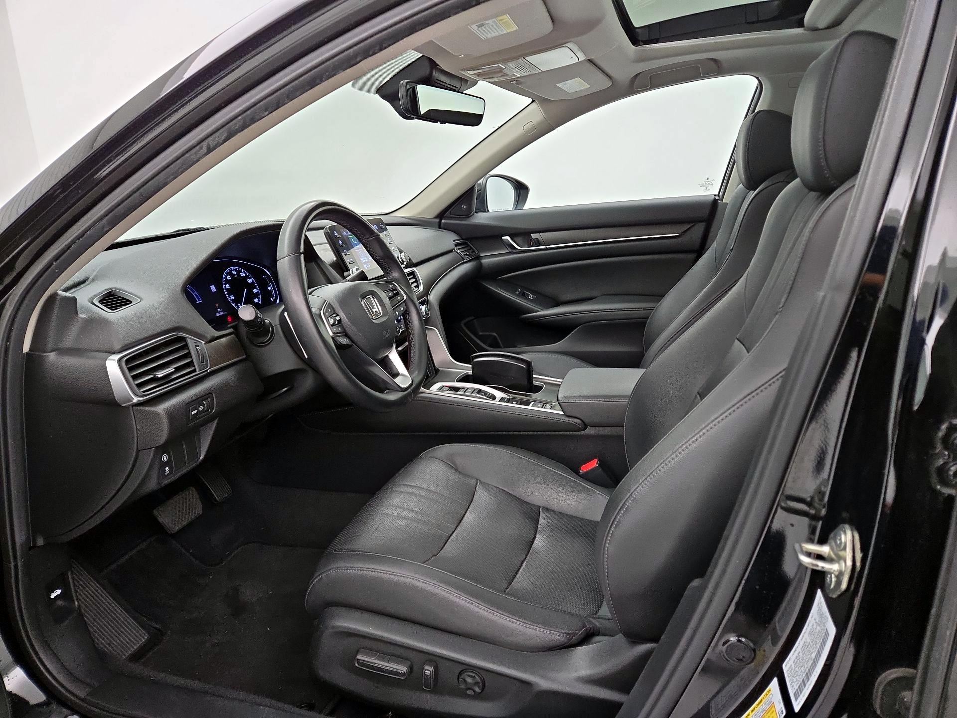 Thumbnail: 2019 Honda Accord - 9