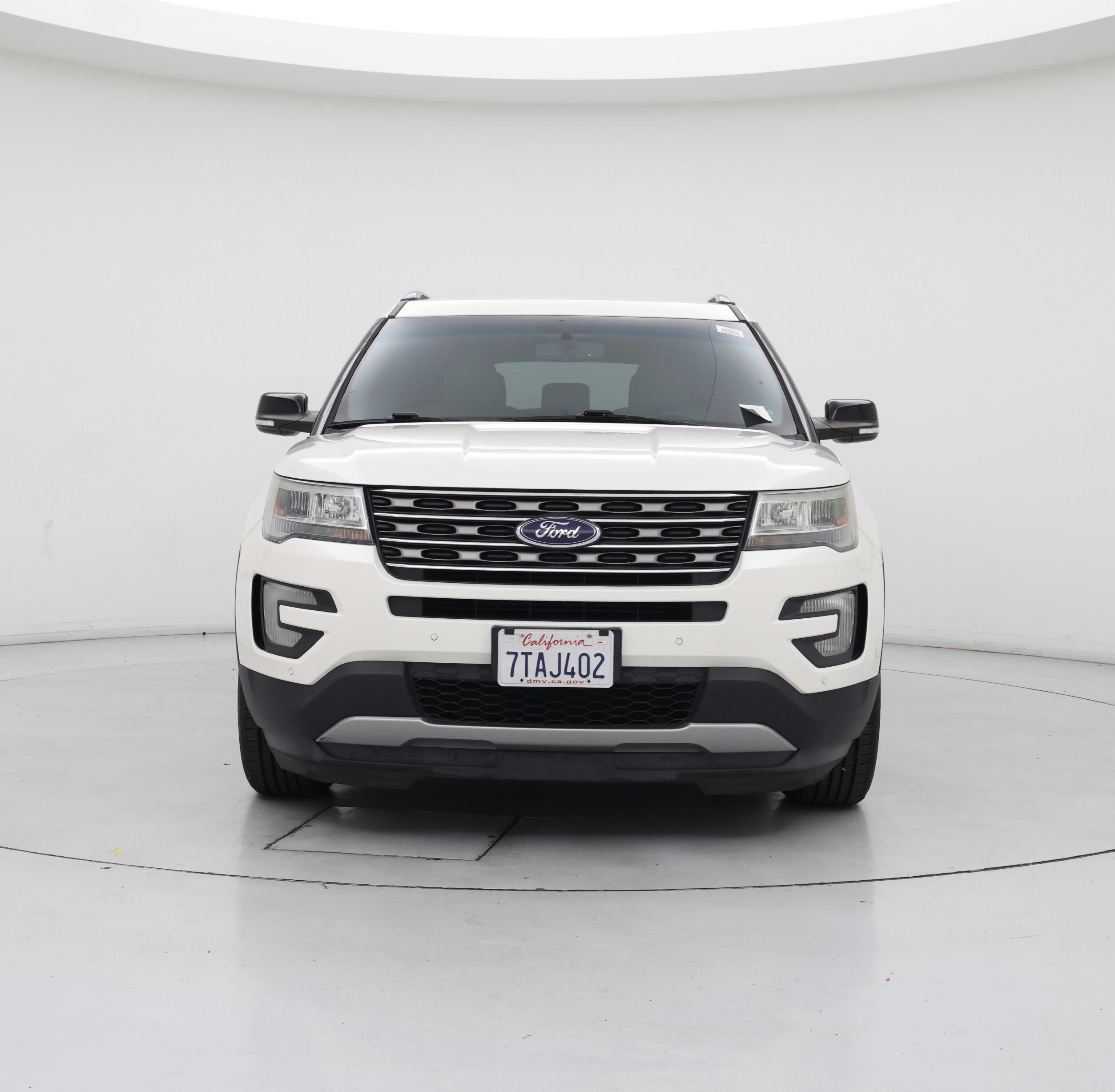 Thumbnail: 2016 Ford Explorer - 5