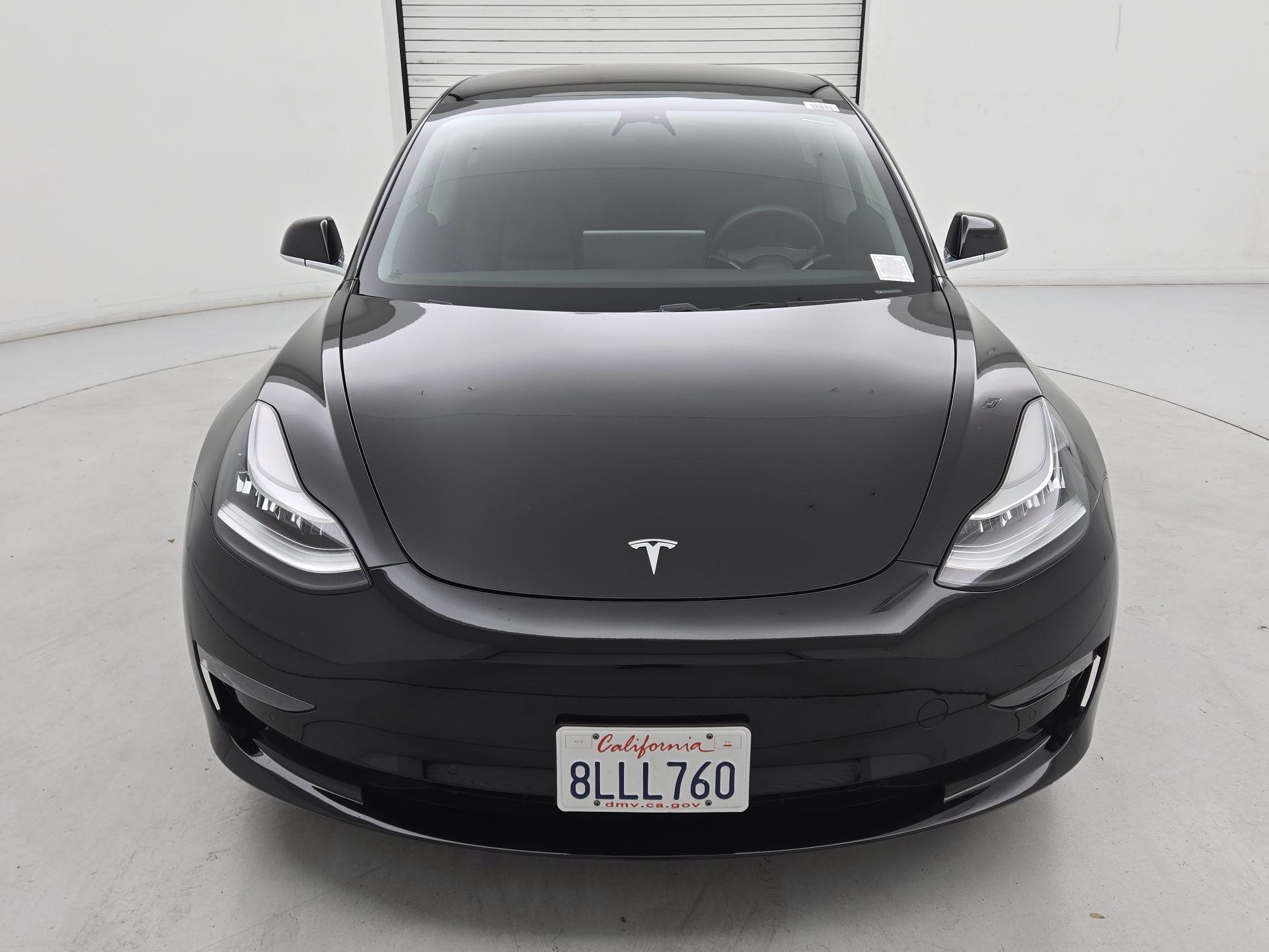 Thumbnail: 2019 Tesla Model 3 - 2