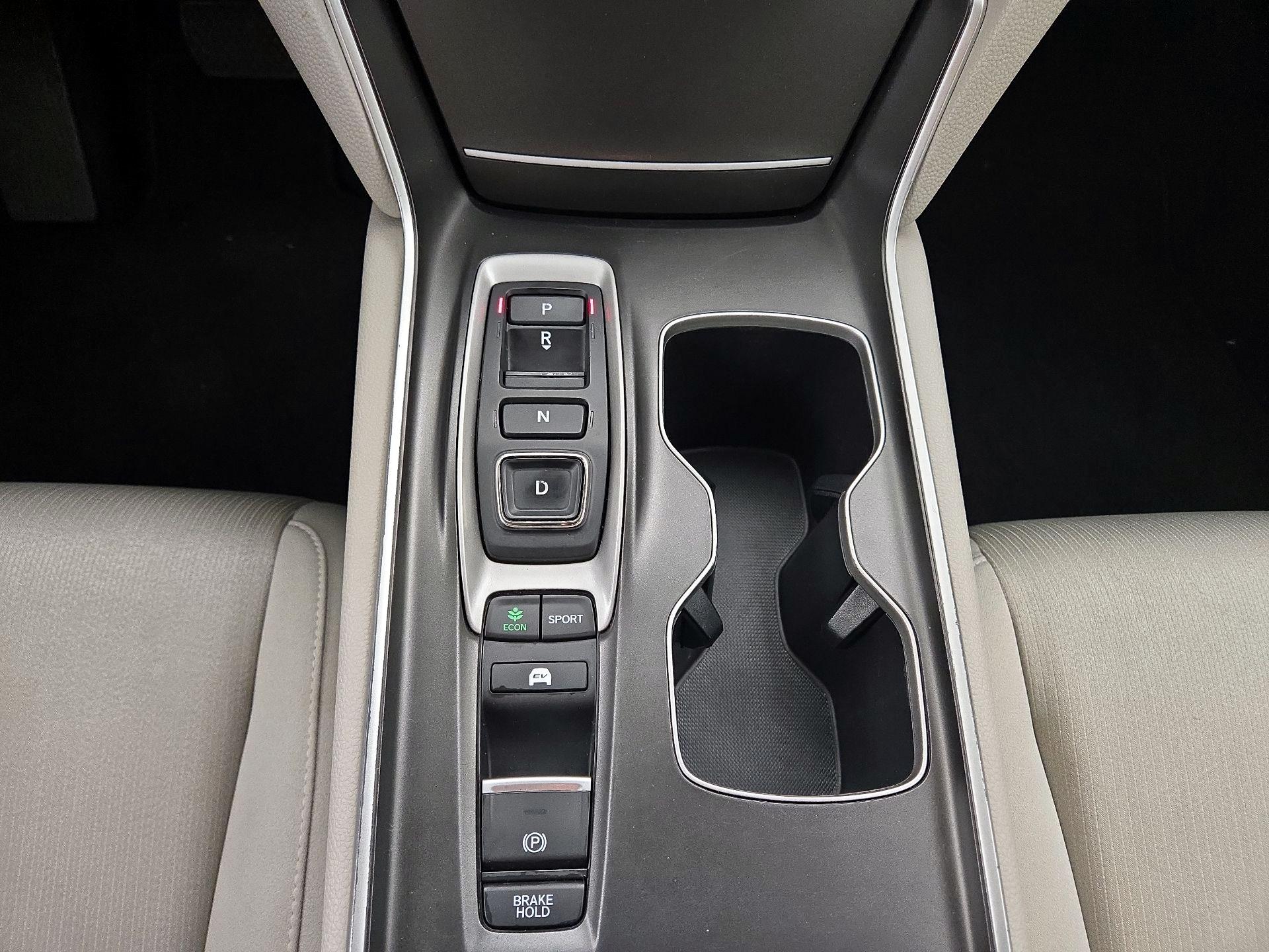 Thumbnail: 2018 Honda Accord - 15