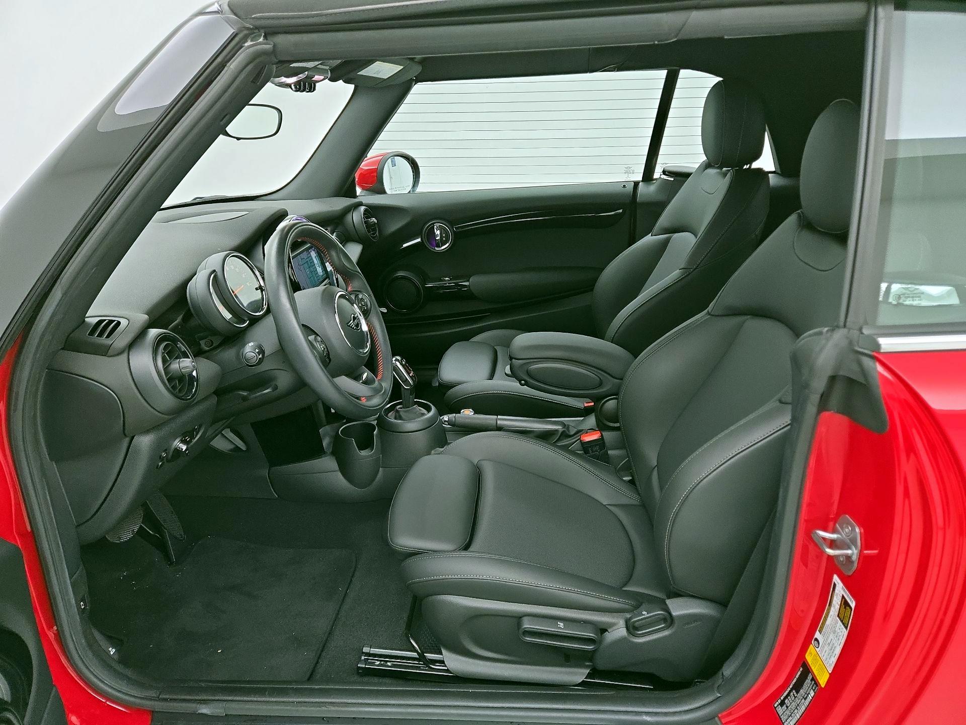 Thumbnail: 2020 MINI Cooper - 11