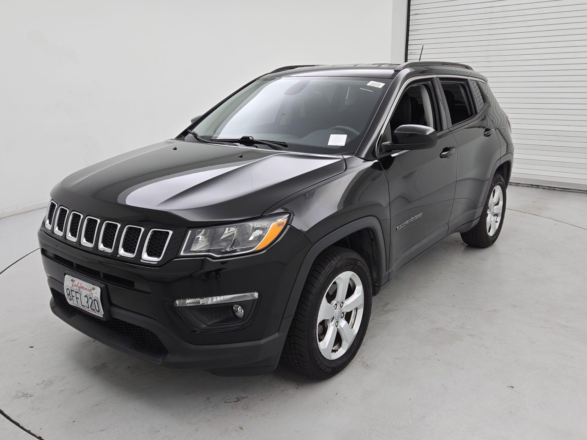 Thumbnail: 2018 Jeep Compass - 3