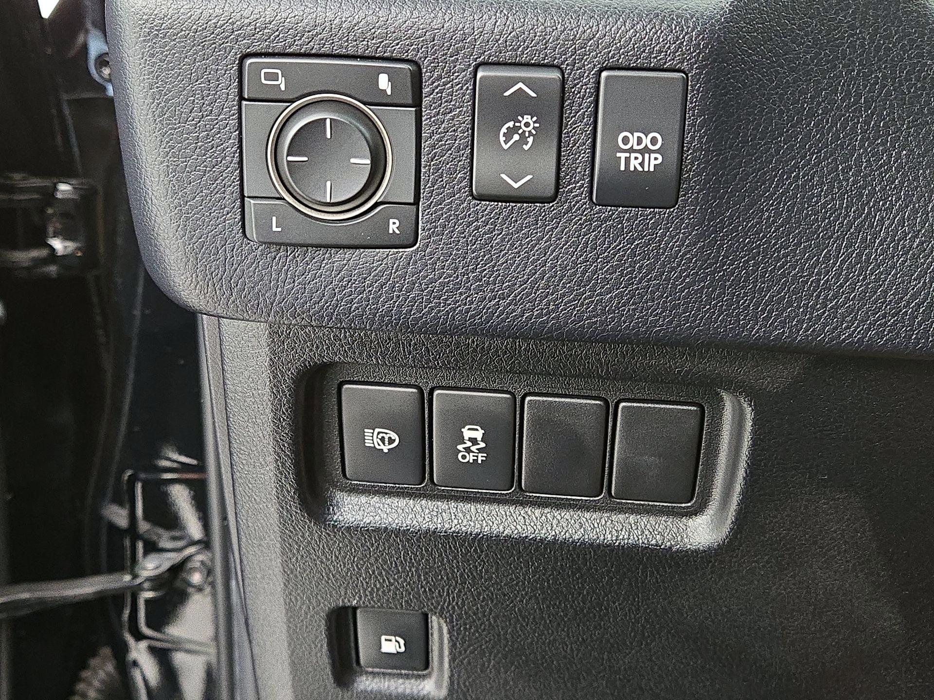 Thumbnail: 2019 Lexus GX - 11