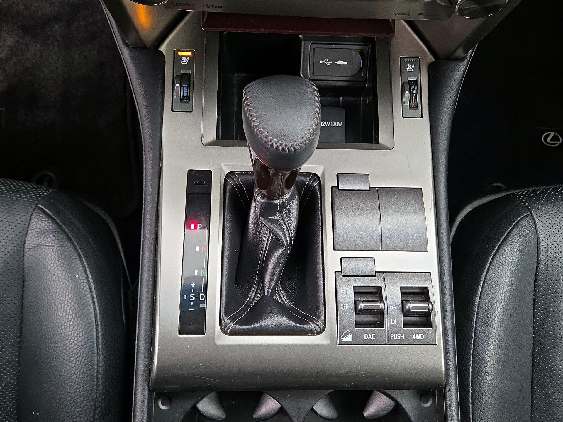 Thumbnail: 2019 Lexus GX - 16