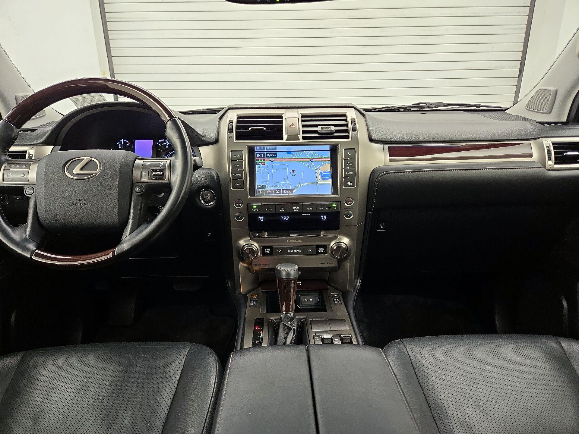 Thumbnail: 2019 Lexus GX - 8